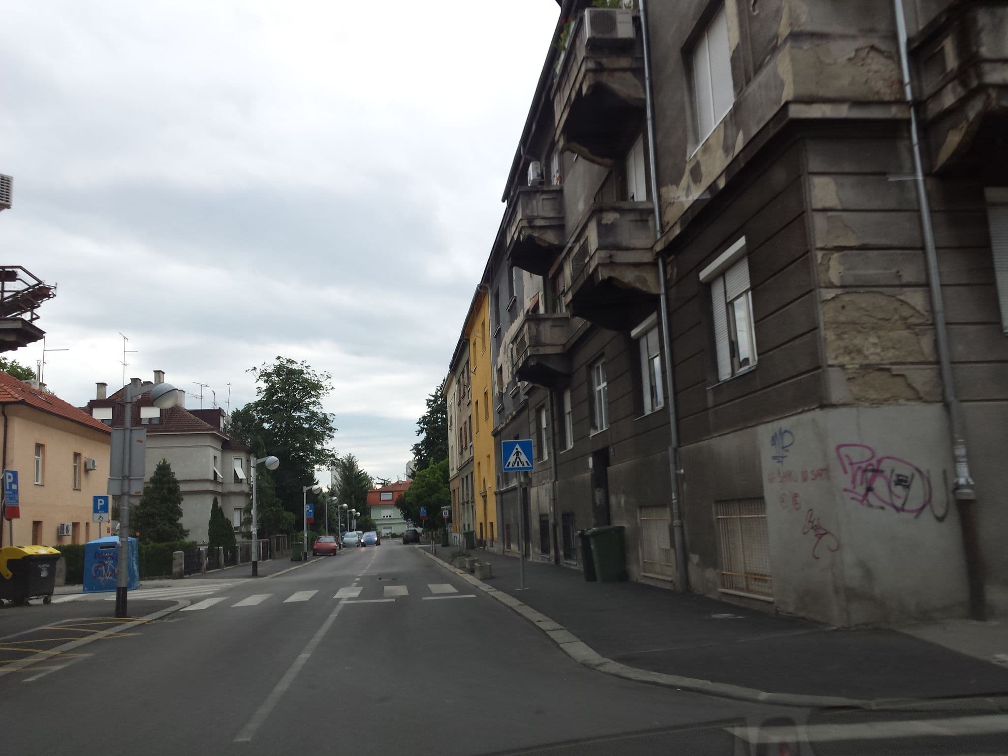 Street view near Rooms Rea, Zagreb — © janjko (CC BY-SA · Mapillary)