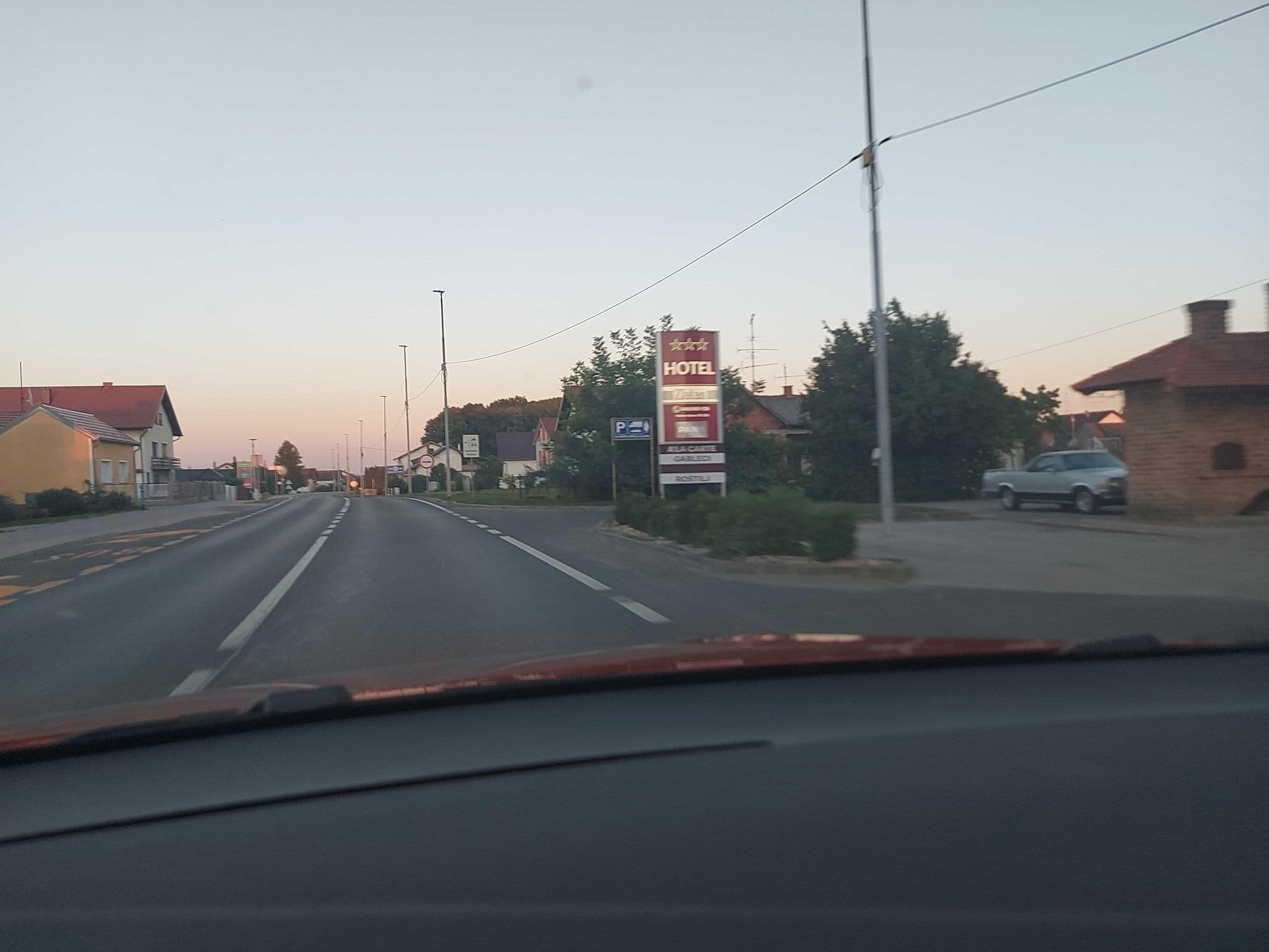 Street view near Hotel Zlatan, Koprivnica — © mik007 (CC BY-SA · Mapillary)