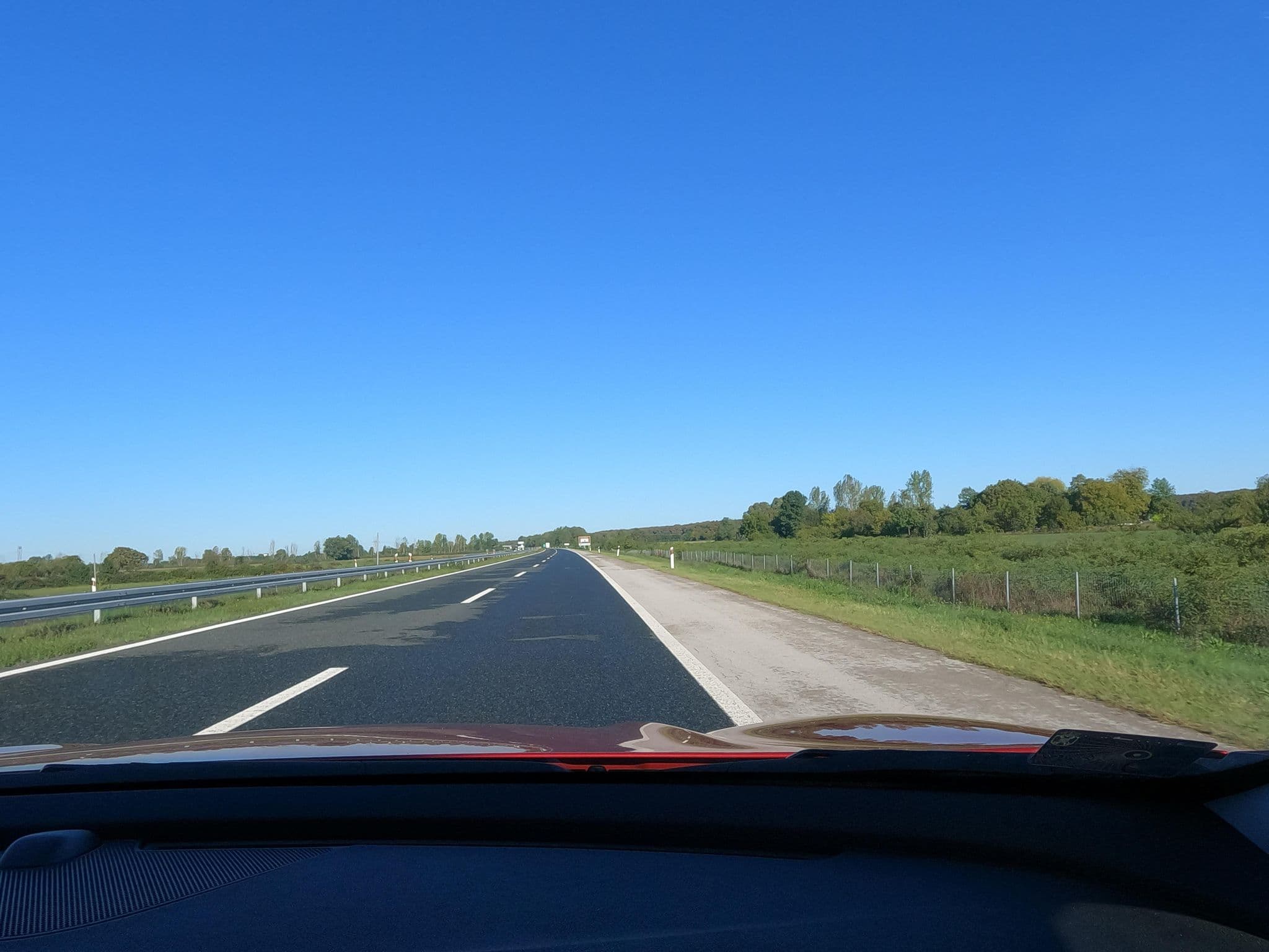 Street view near Hotel Evropa, Brčko, Bošnjaci — © borovac (CC BY-SA · Mapillary)