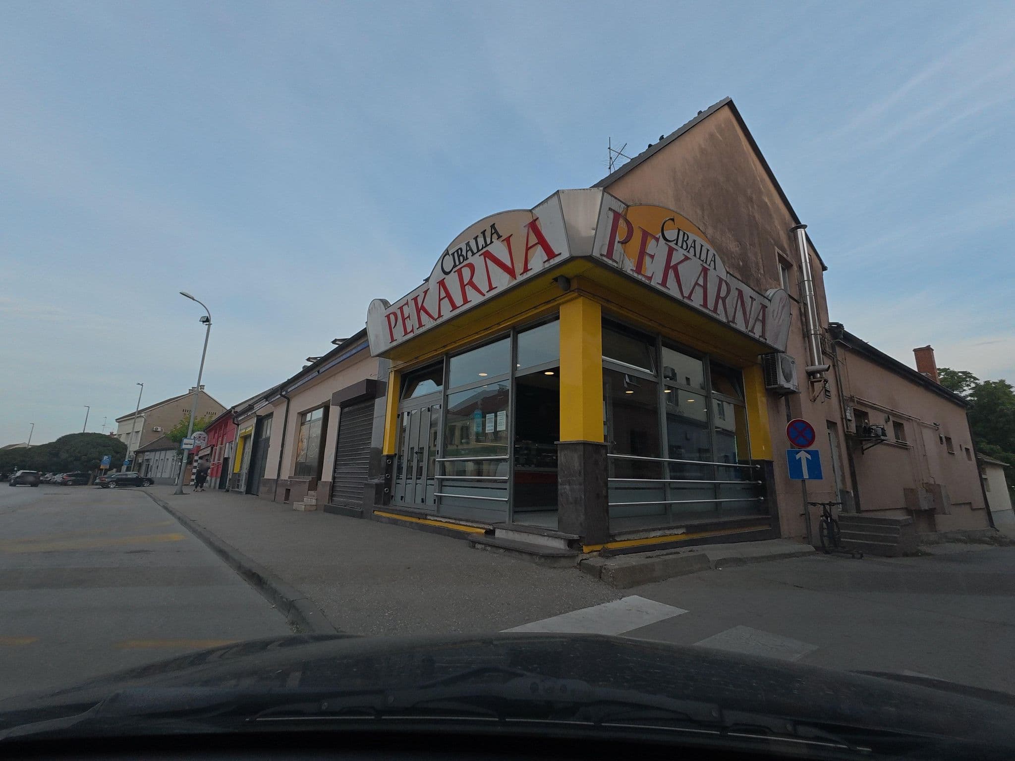 Street view near Cibalia, Vinkovci — © zfilipovic1987 (CC BY-SA · Mapillary)