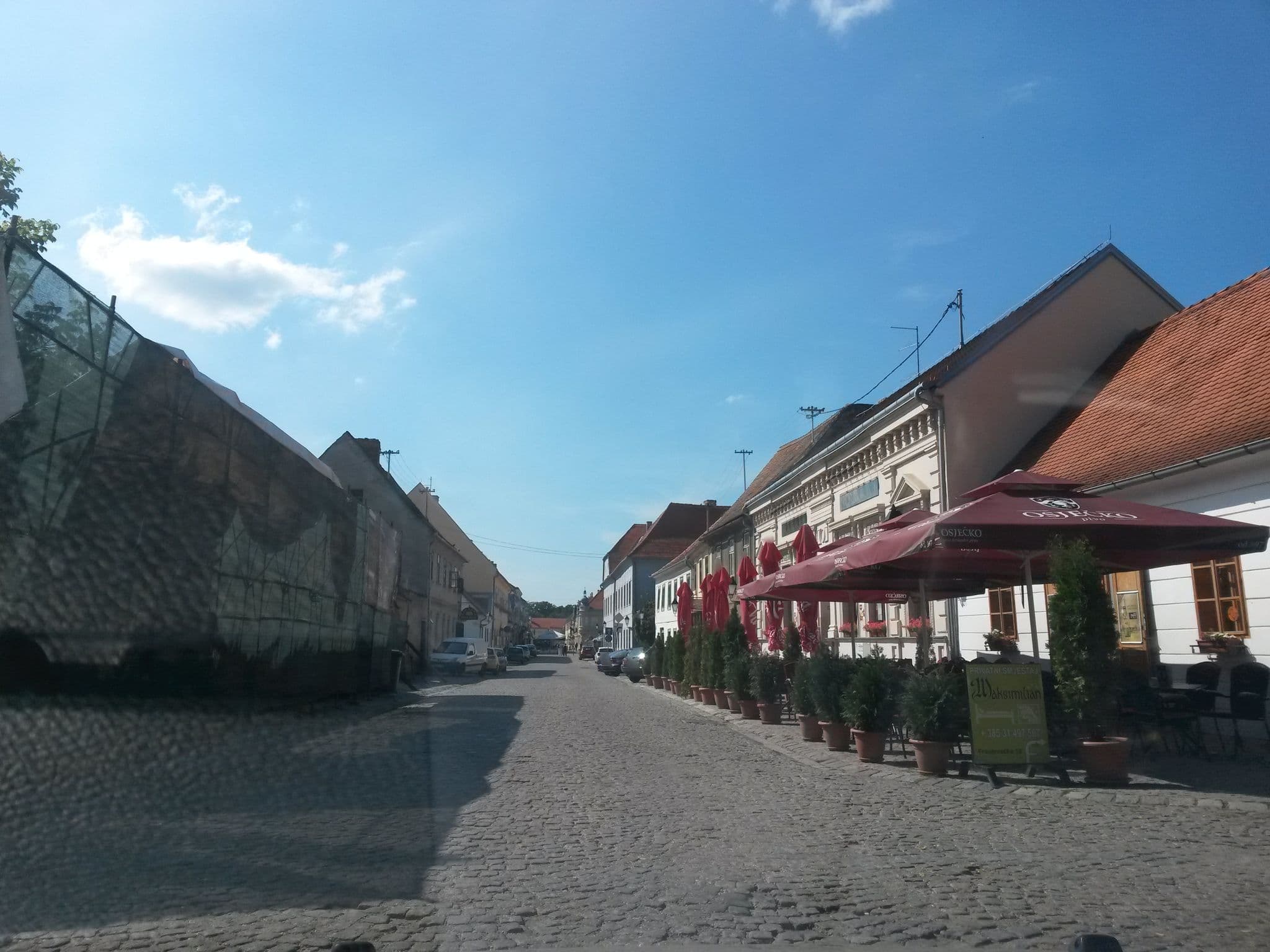 Street view near Maksimilijan, Osijek — © osmapper (CC BY-SA · Mapillary)