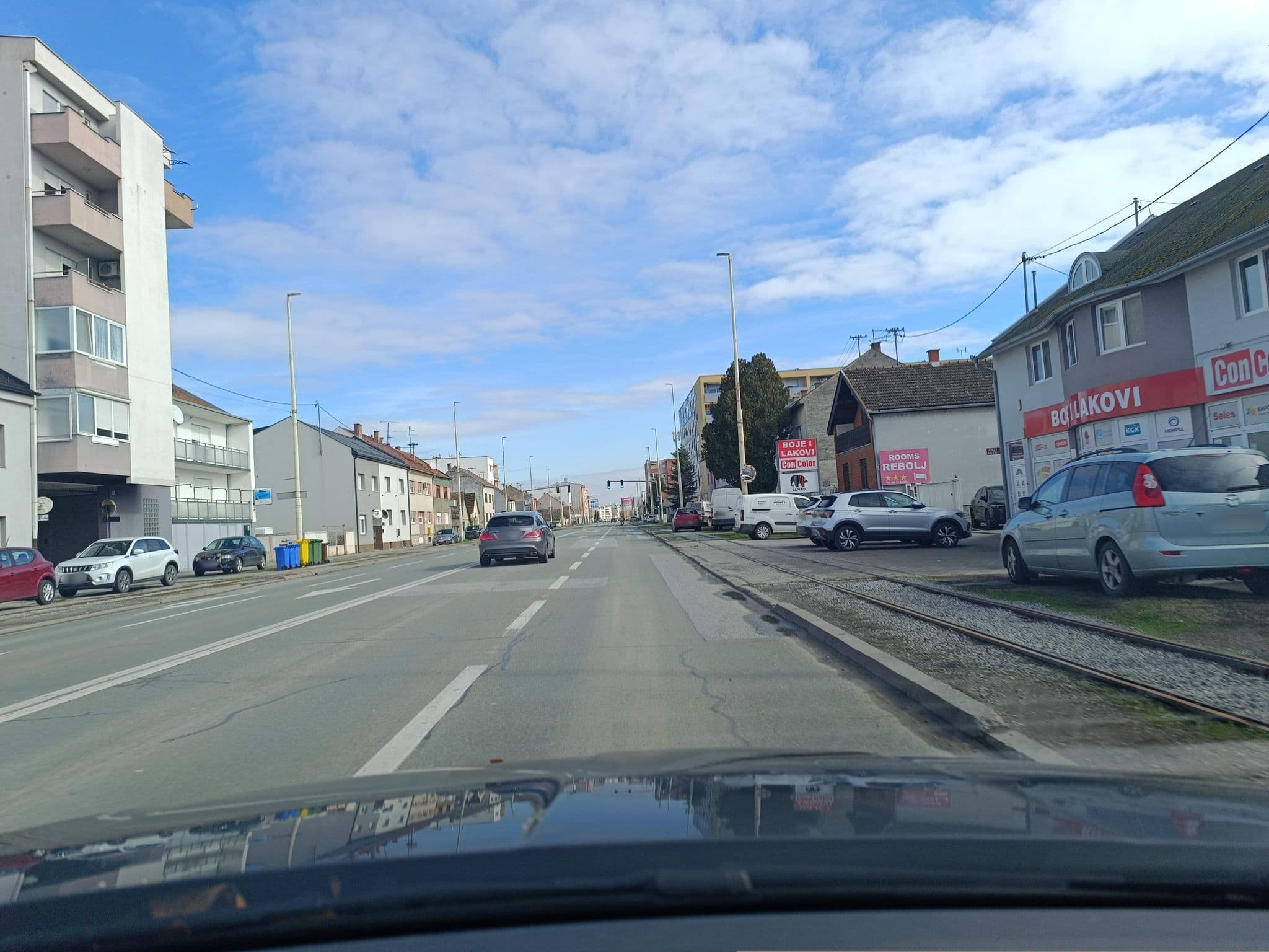 Street view near ROOMS Rebolj Sobe i studio apartmani Osijek, Višnjevac — © Sarmafanboy (CC BY-SA · Mapillary)