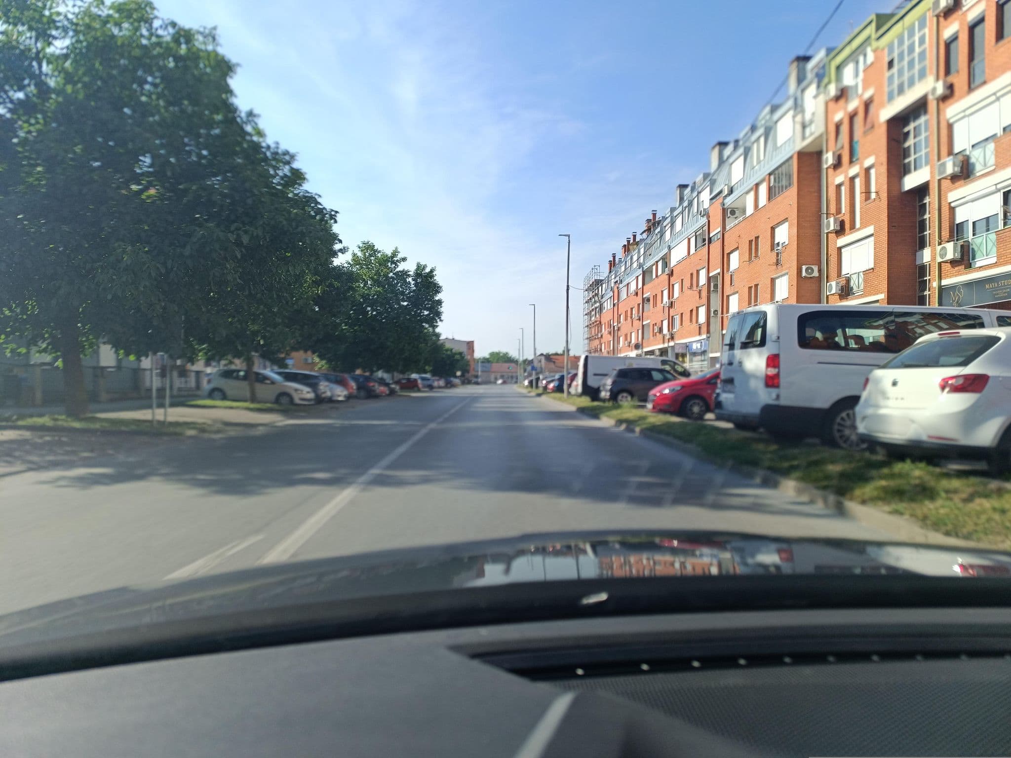 Street view near Prenoćište Talas, Osijek — © Sarmafanboy (CC BY-SA · Mapillary)