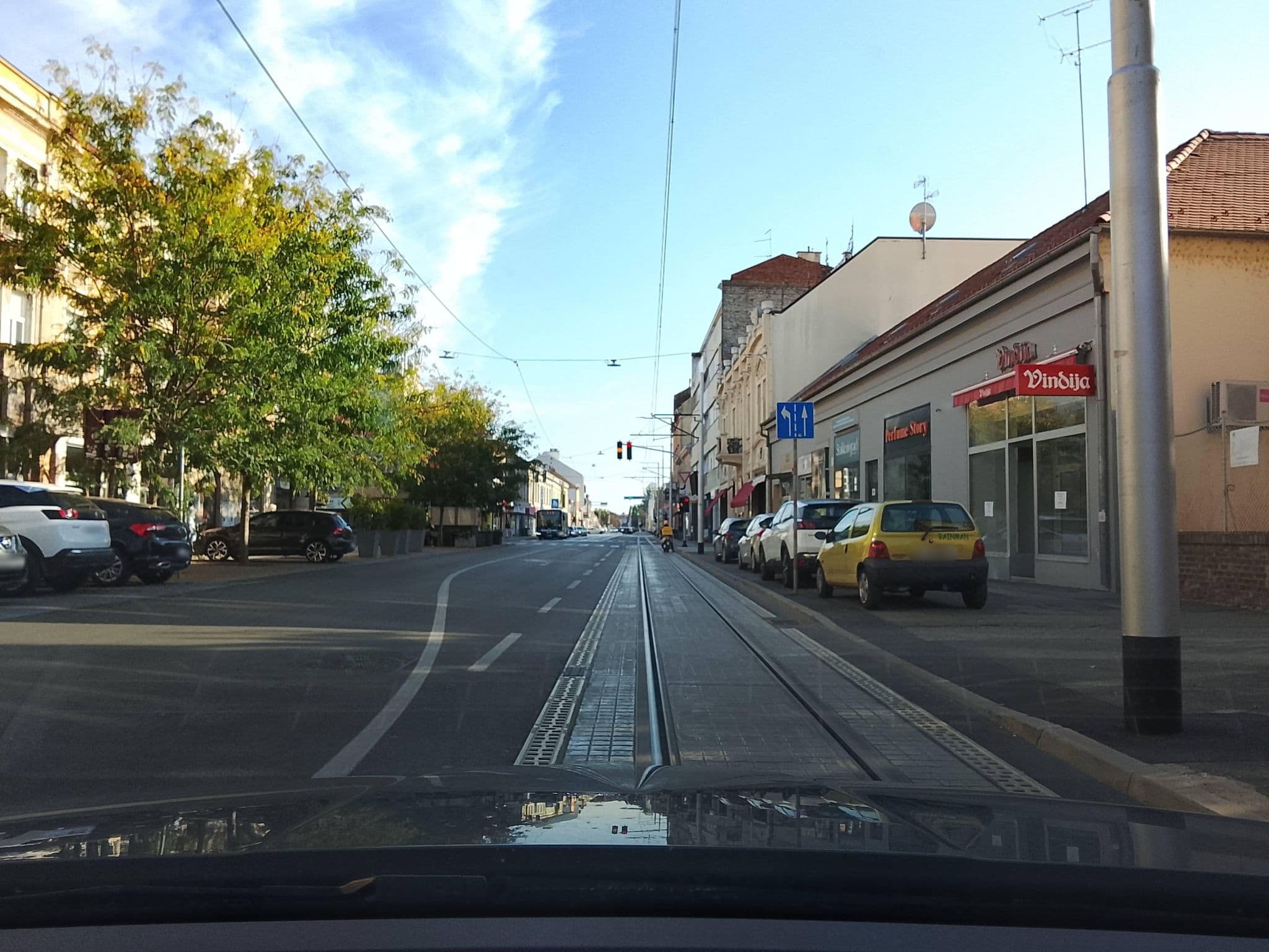 Street view near widder rooms, Osijek — © Sarmafanboy (CC BY-SA · Mapillary)