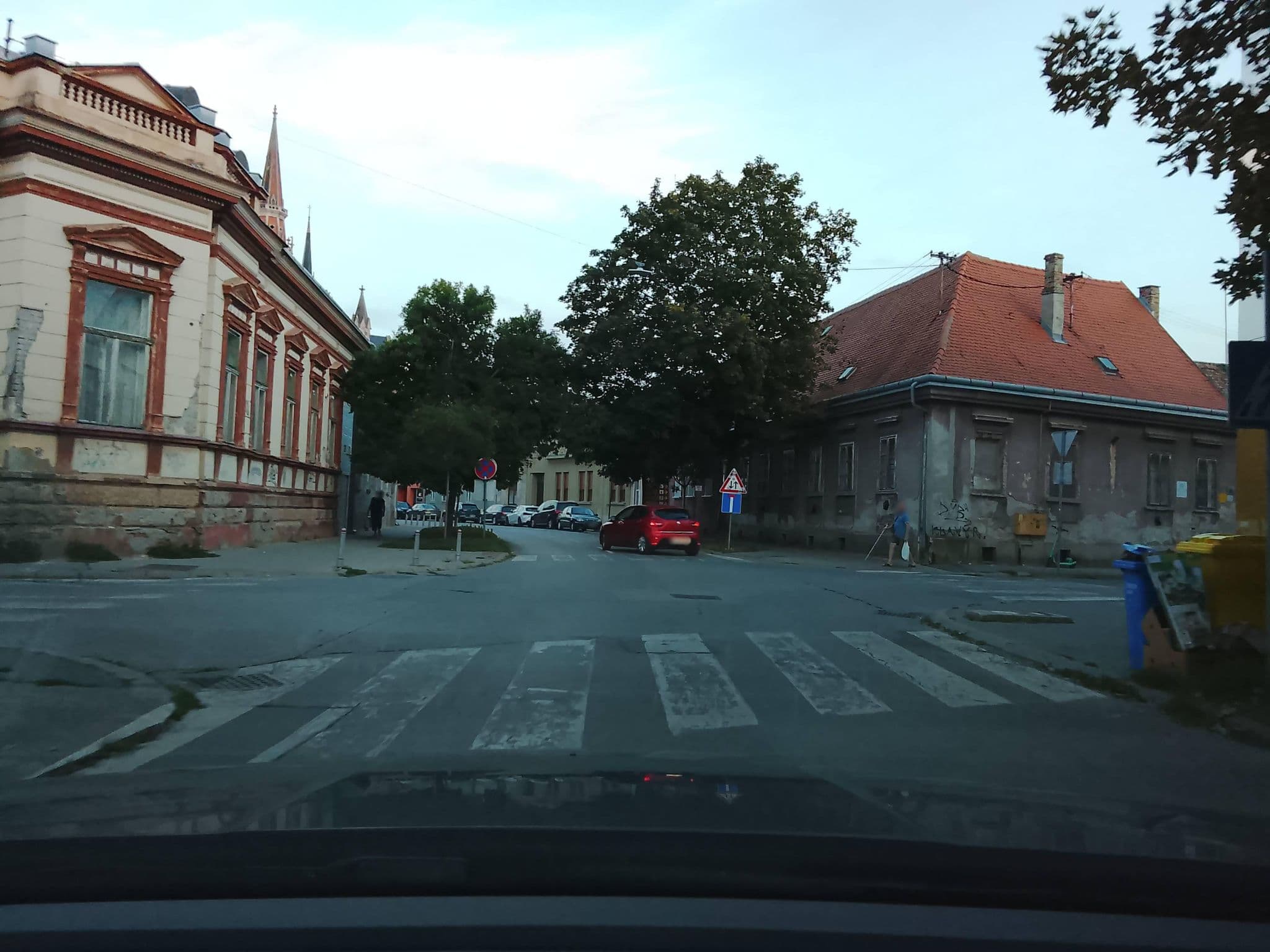 Street view near HI smještaj, Osijek — © Sarmafanboy (CC BY-SA · Mapillary)