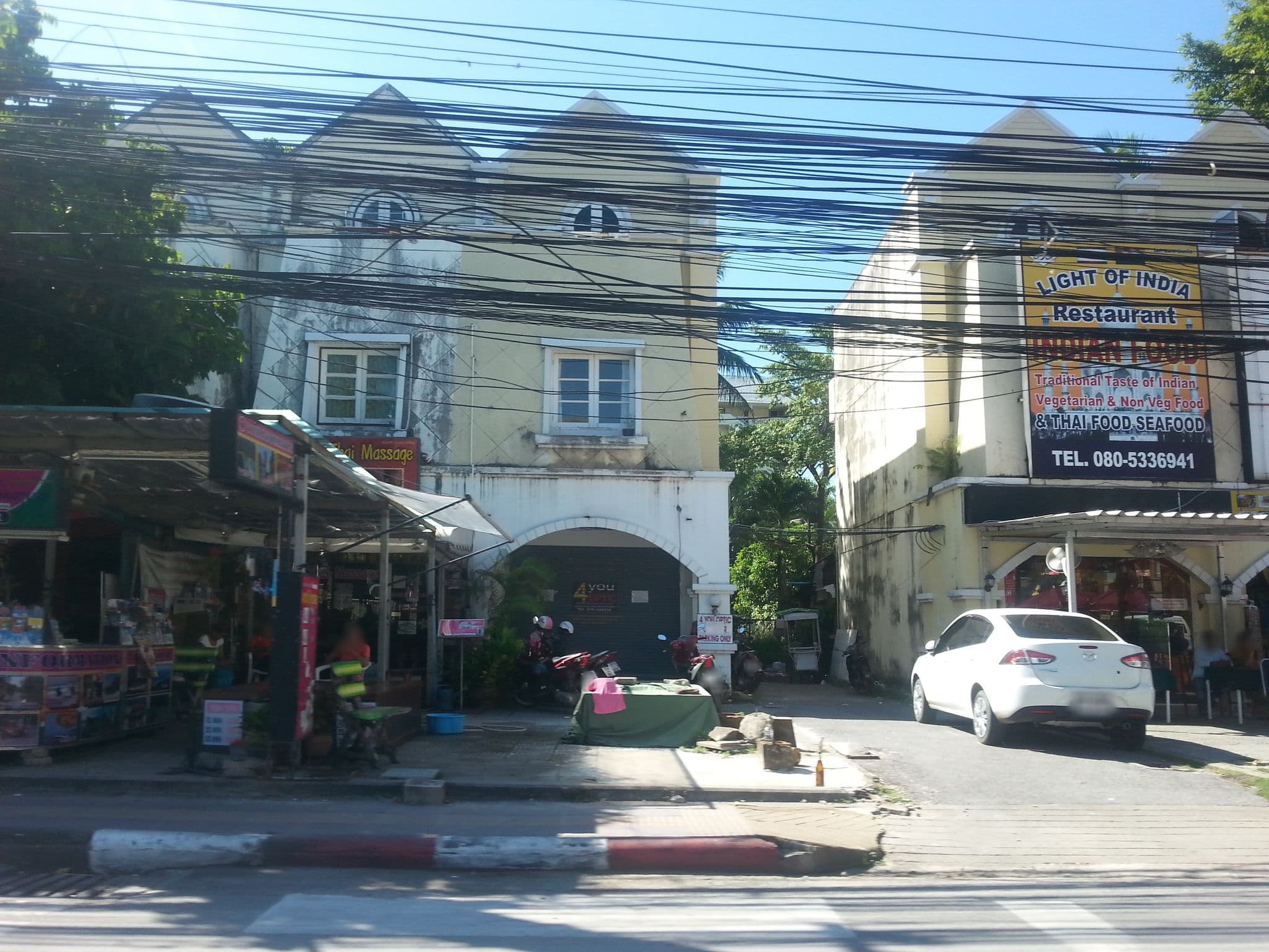 Street view near Deeviking Resident & Restaurant, Patong — © clockwerx (CC BY-SA · Mapillary)
