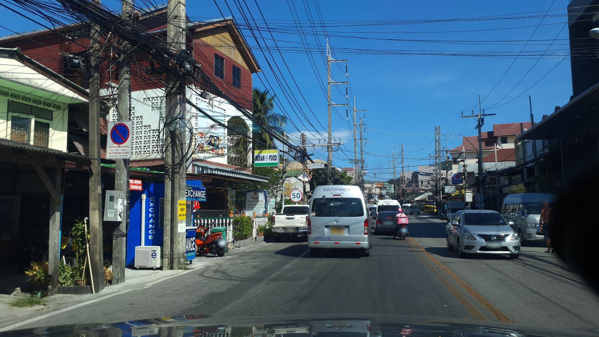 Street view near The Sea Cliff Pool Bar, Patong — © jrcarlsen (CC BY-SA · Mapillary)