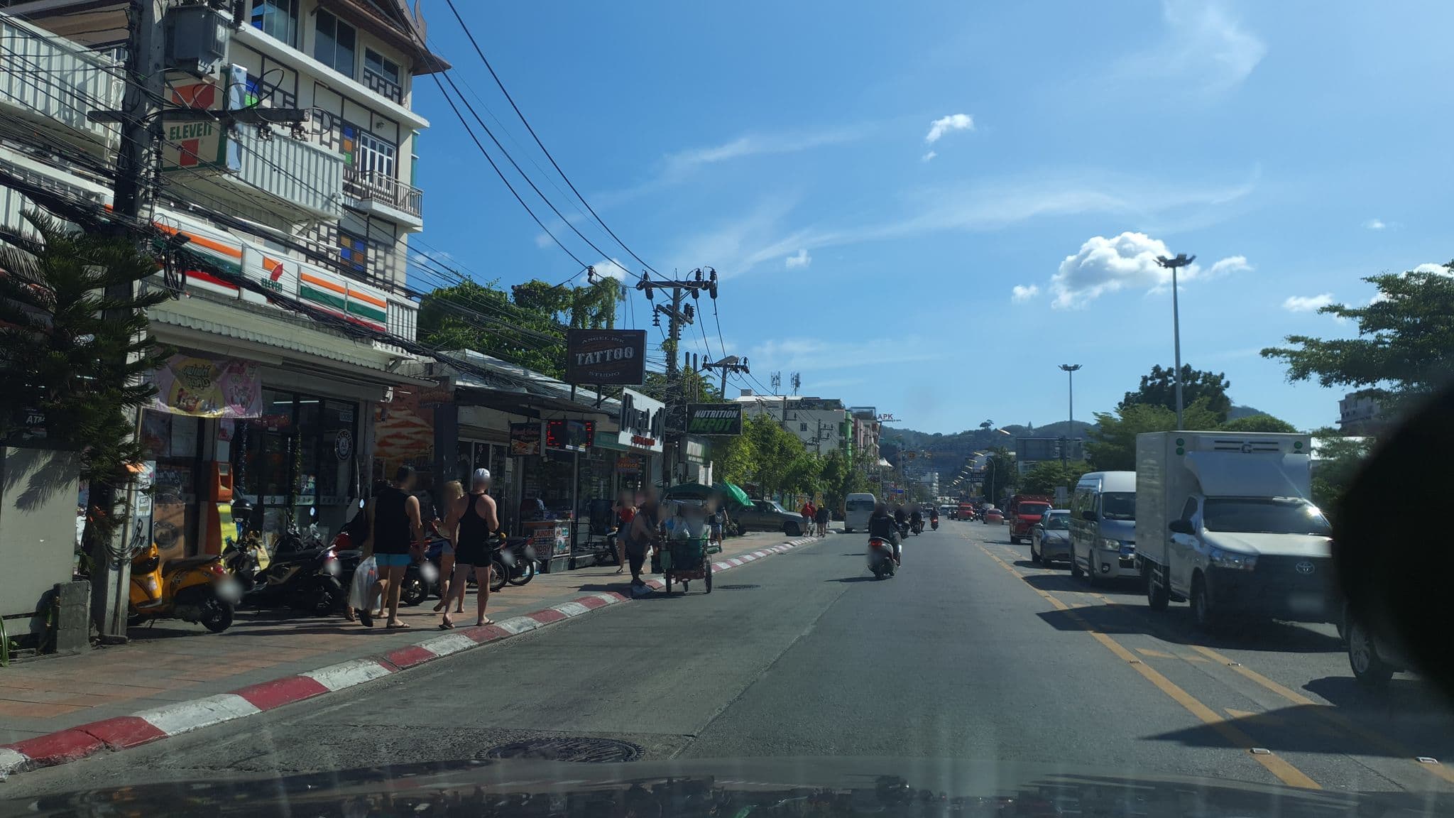 Street view near У бассеина -), Patong — © jrcarlsen (CC BY-SA · Mapillary)