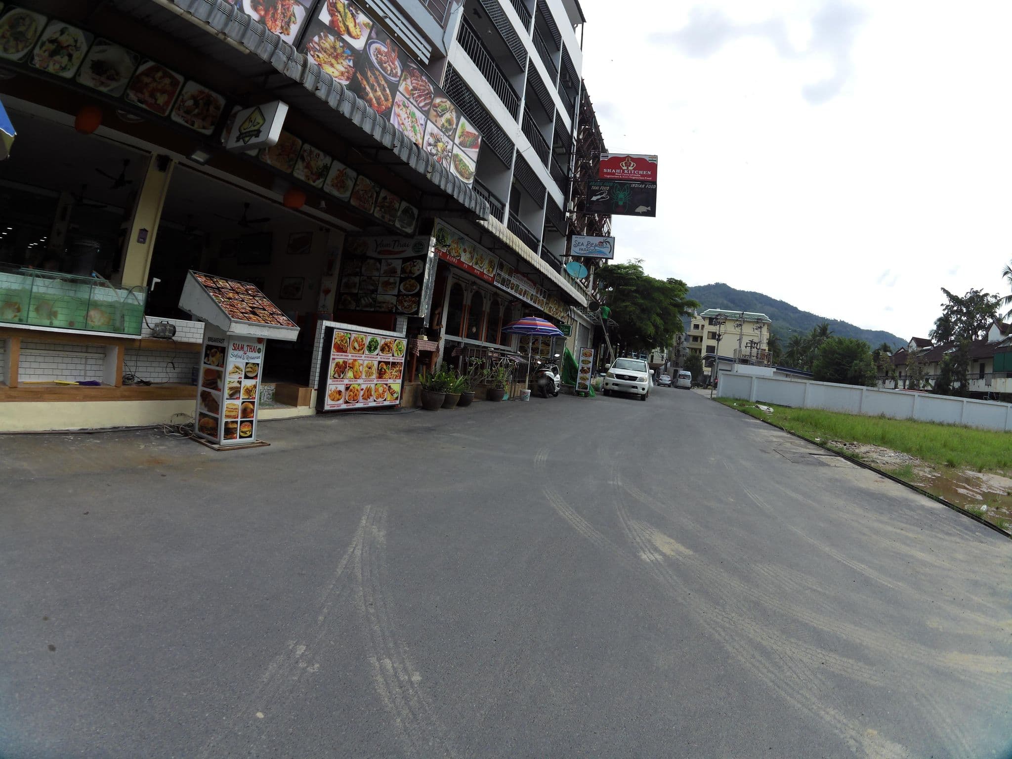 Street view near Rayaan Beach Paradise, Patong — © skillsy (CC BY-SA · Mapillary)
