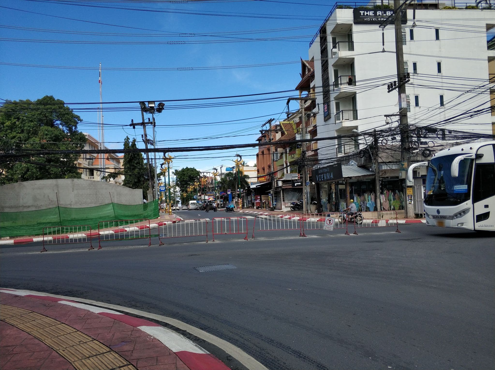 Street view near Privat Jacuzzi The Album Hotel, Patong — © freddouhelk (CC BY-SA · Mapillary)