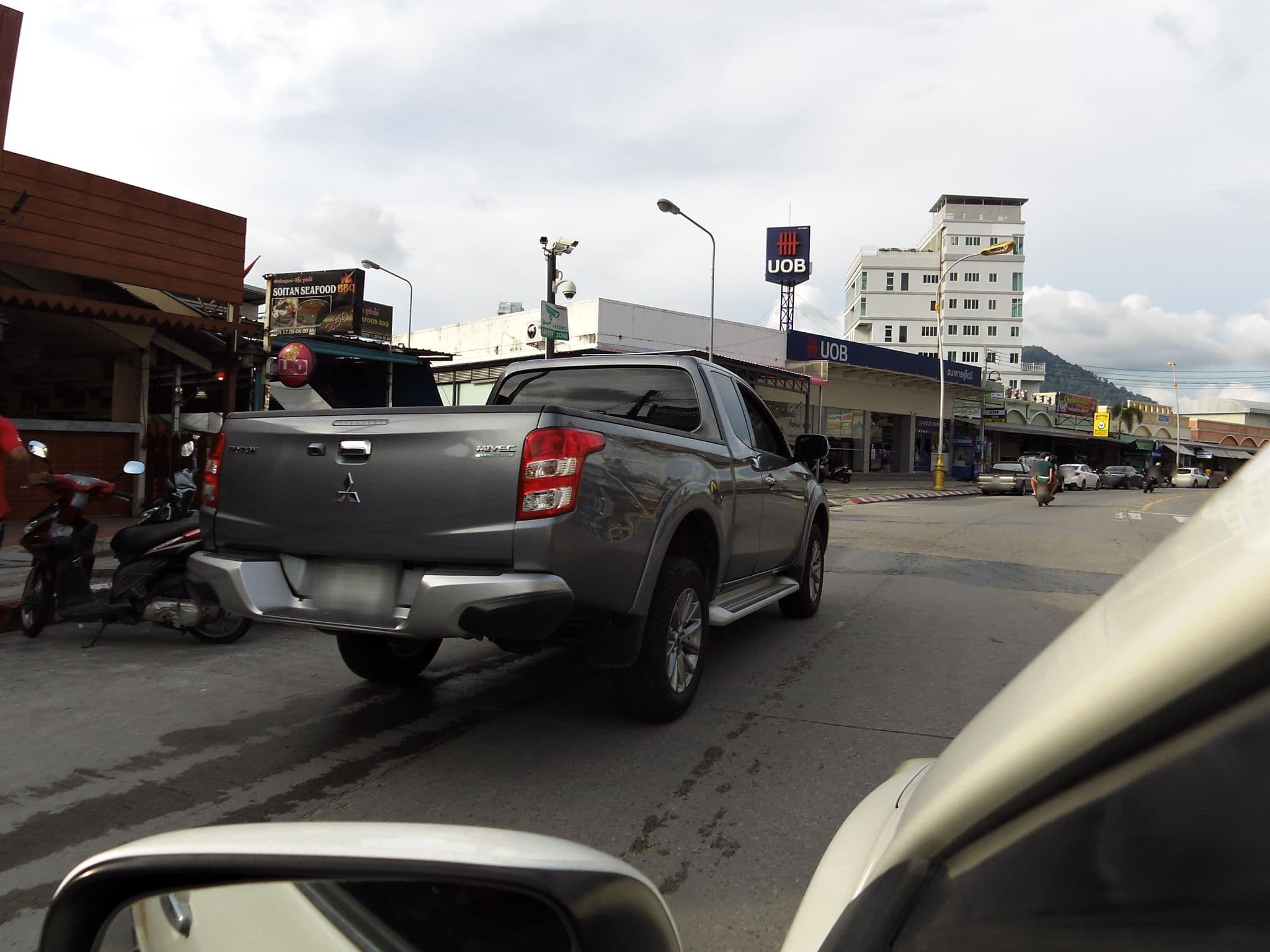 Street view near Artha Guesthouse / Mally's Bar, Patong — © skillsy (CC BY-SA · Mapillary)
