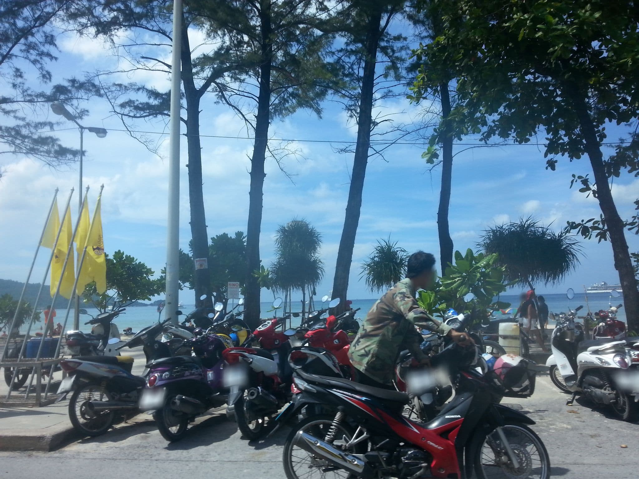 Street view near The Plam Retreat, Patong — © clockwerx (CC BY-SA · Mapillary)