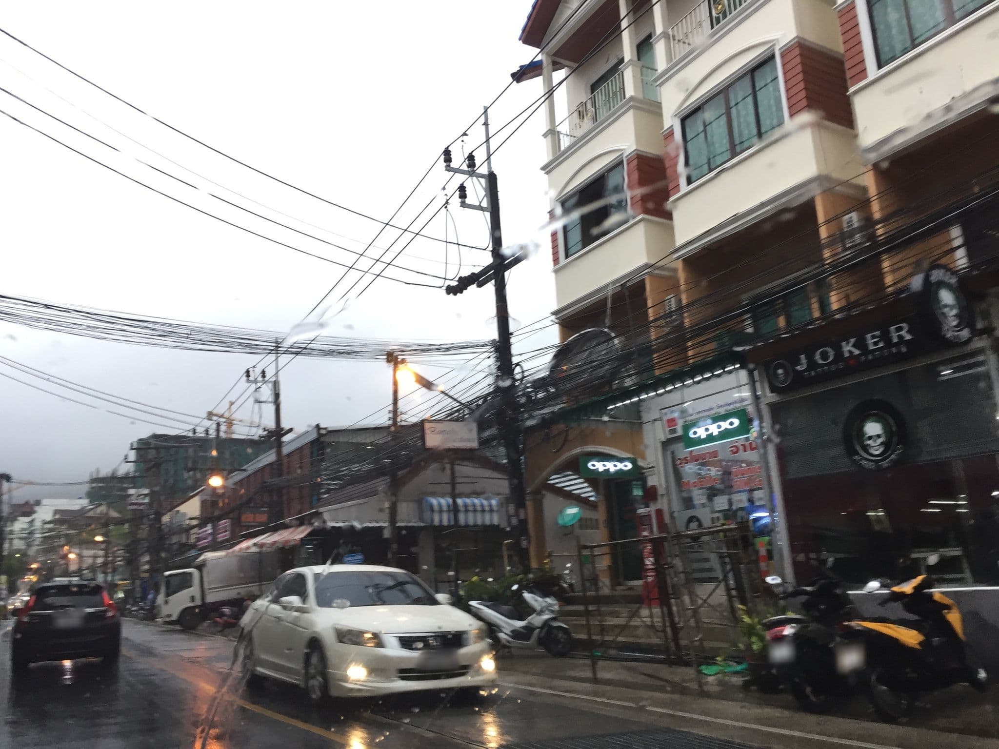 Street view near Sukanya Guesthouse, Patong — © chiaki33 (CC BY-SA · Mapillary)