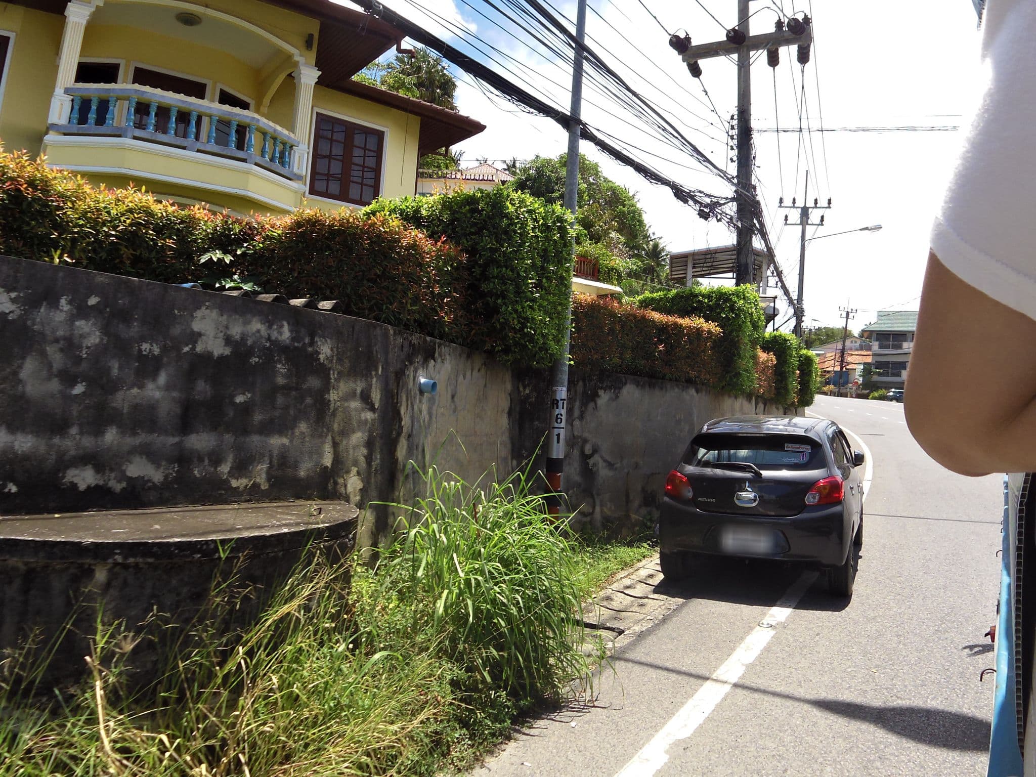 Street view near Lilla House Hotel, Ban Kata — © skillsy (CC BY-SA · Mapillary)