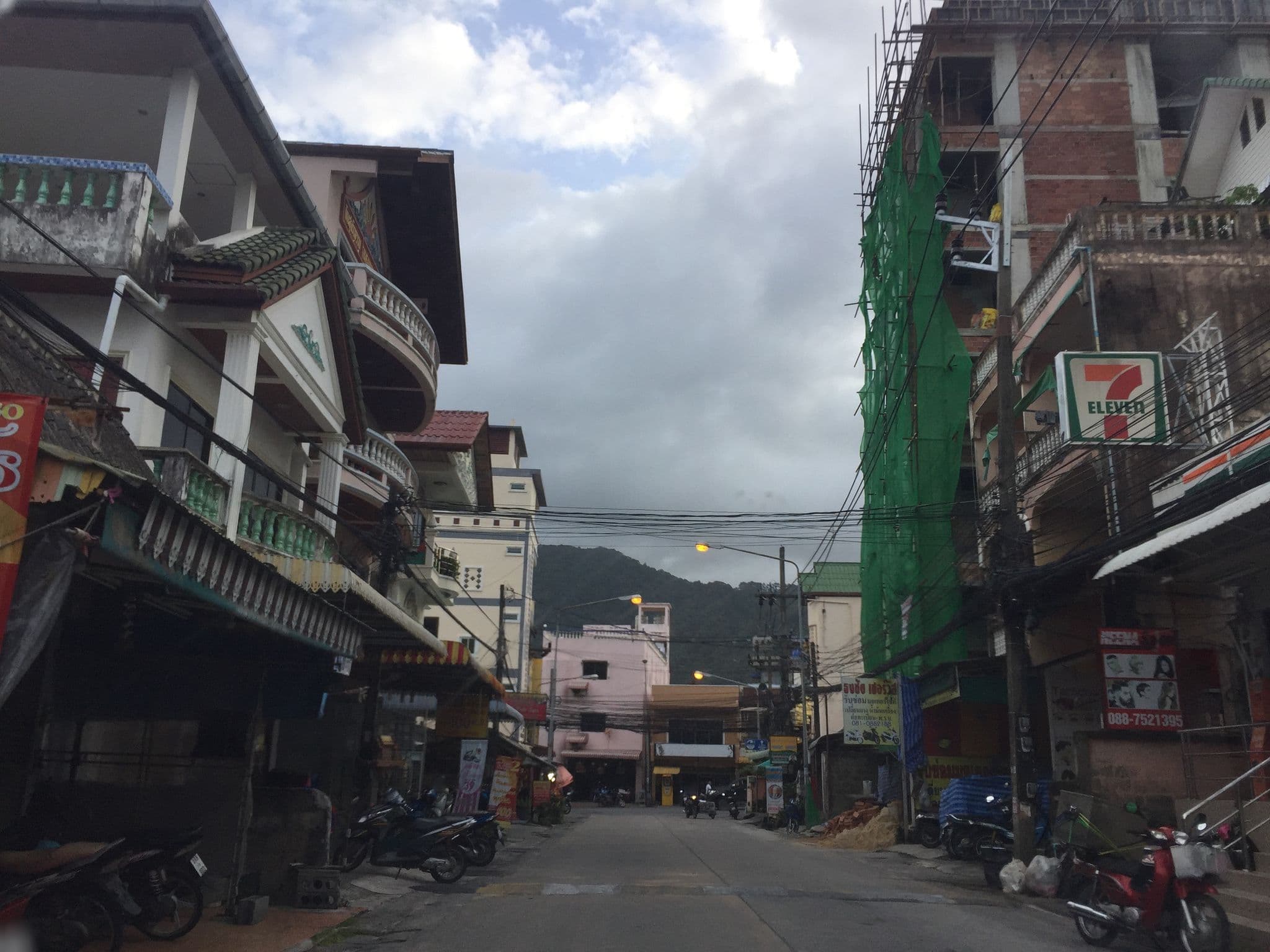Street view near Baan Boa 2, Patong — © chiaki33 (CC BY-SA · Mapillary)