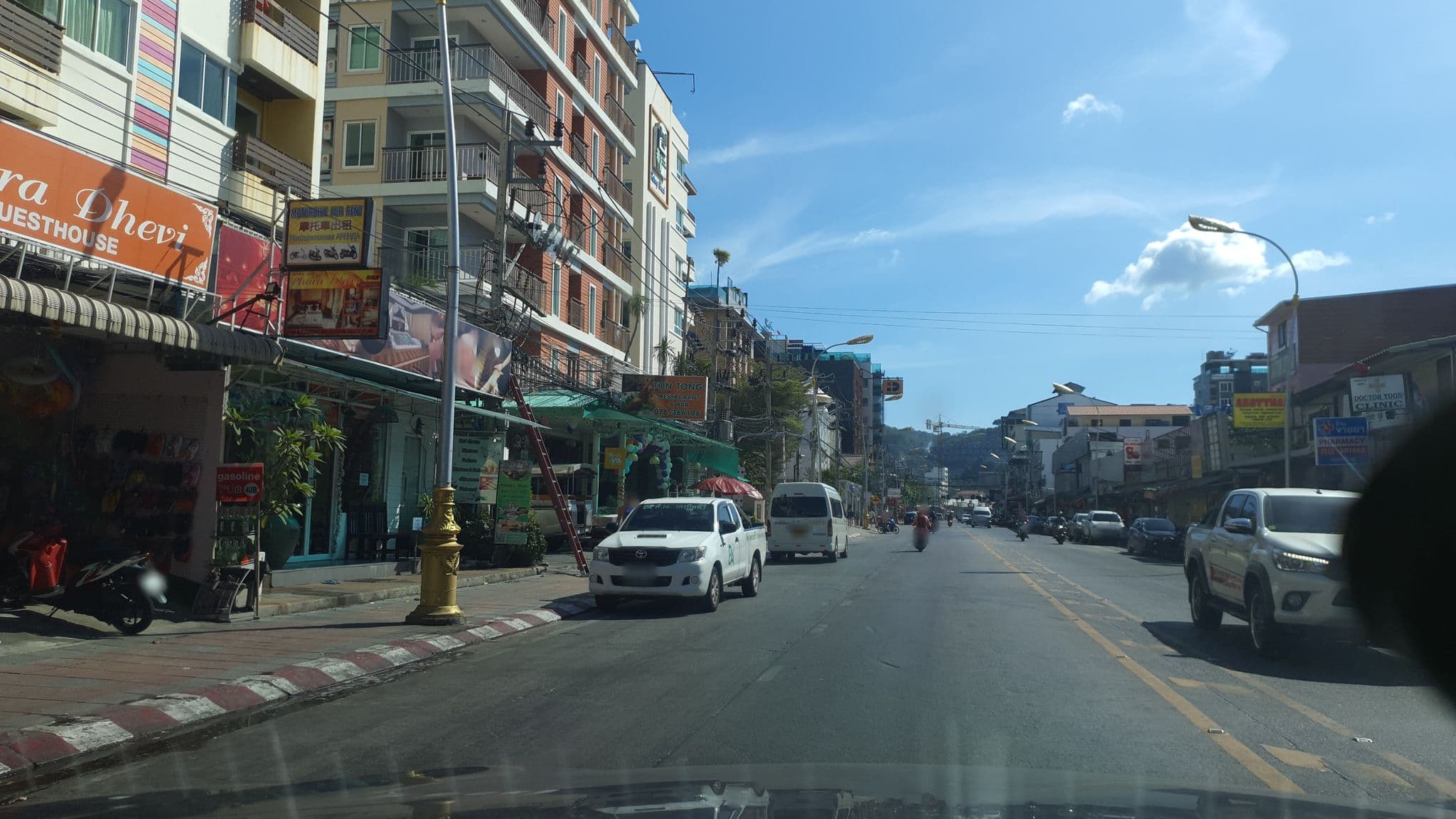 Street view near Room 402, Patong — © jrcarlsen (CC BY-SA · Mapillary)