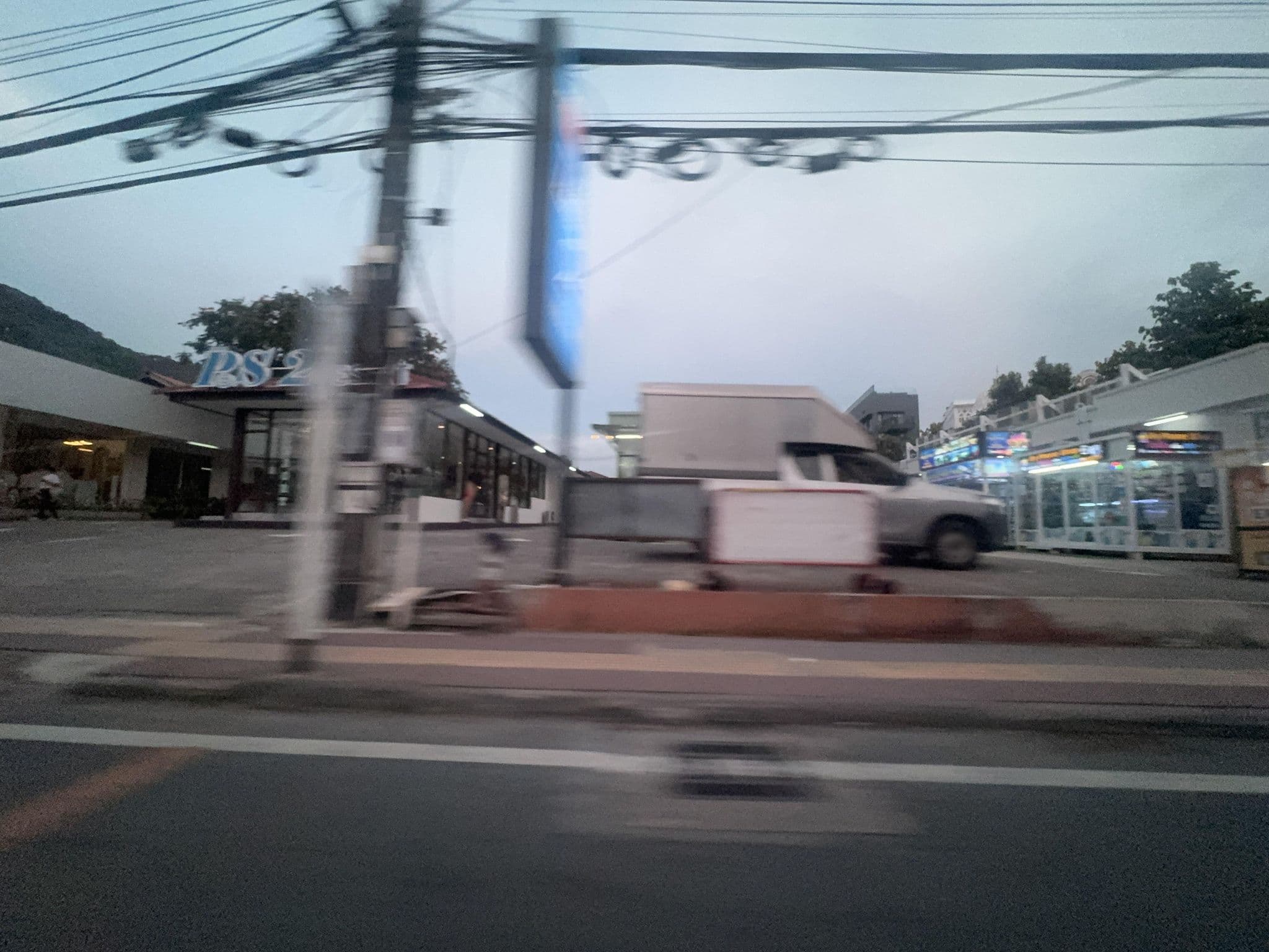 Street view near P.s2 Resort, Patong — © filipb (CC BY-SA · Mapillary)