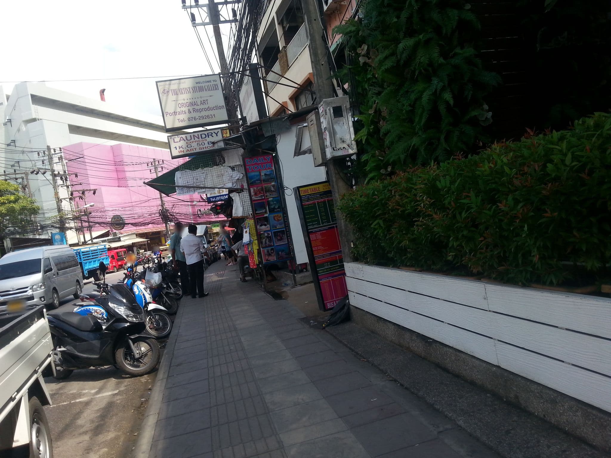 Street view near Coast Star Mansion, Patong — © clockwerx (CC BY-SA · Mapillary)