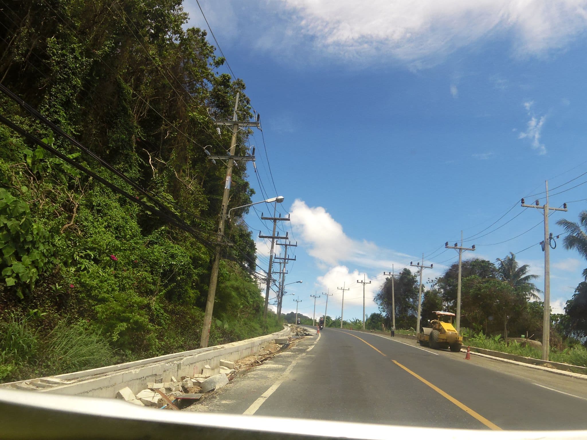 Street view near Secret Cliff Resort And Resturant Phuket, Ban Karon — © skillsy (CC BY-SA · Mapillary)
