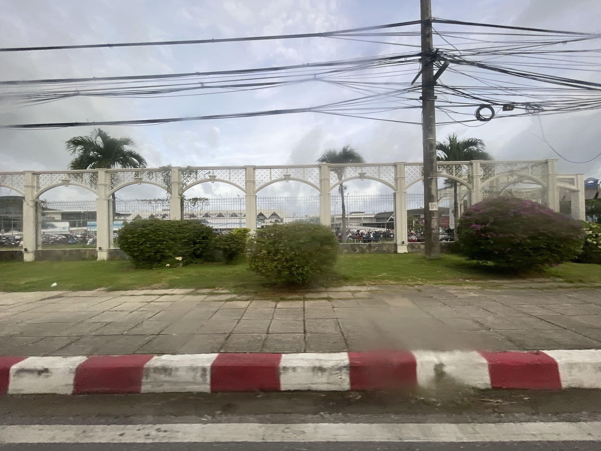 Street view near โรงแรมmetropole, Ban Mai Khao — © filipb (CC BY-SA · Mapillary)