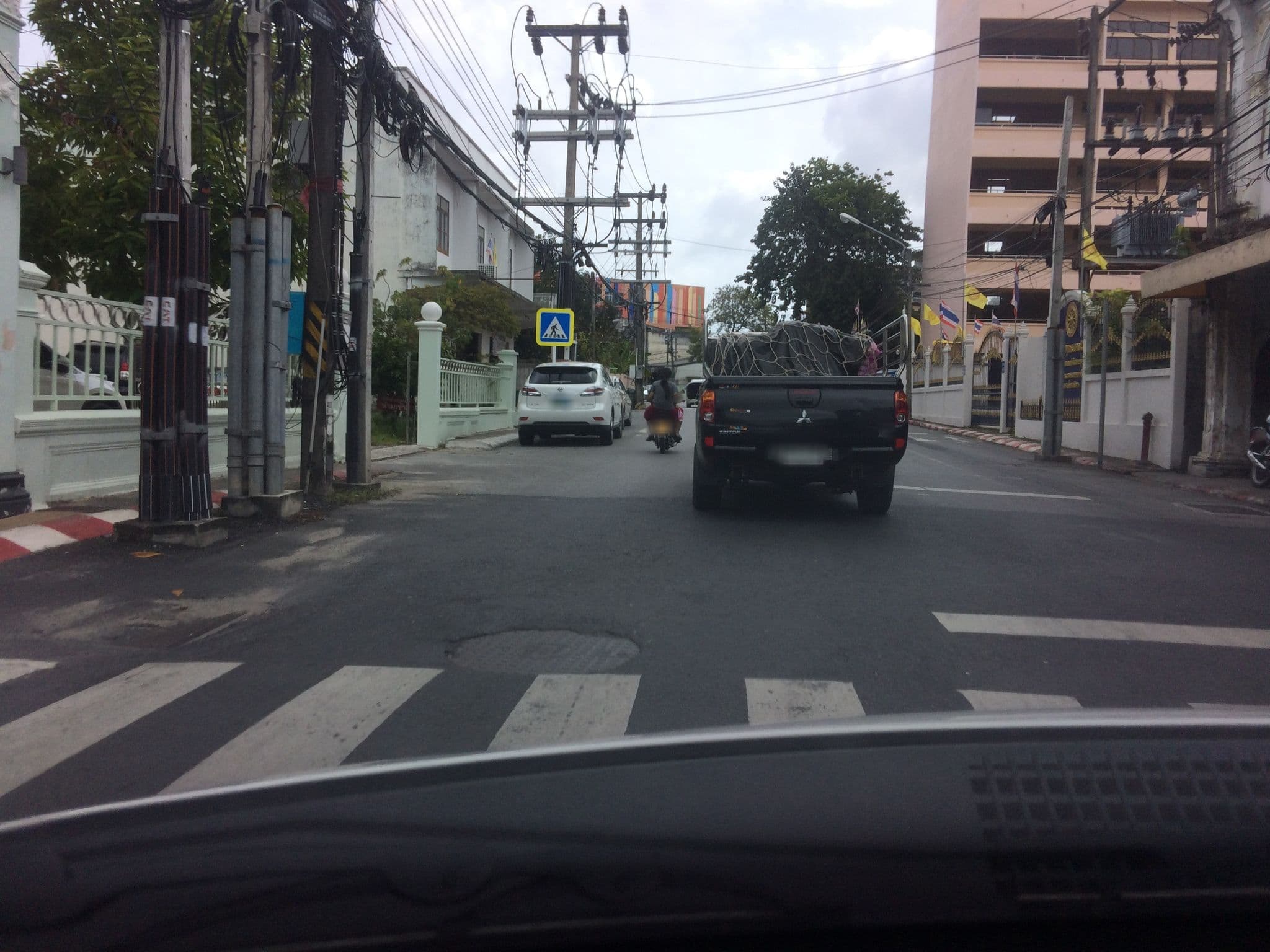 Street view near Casa 104, Ban Talat Nua — © pik (CC BY-SA · Mapillary)