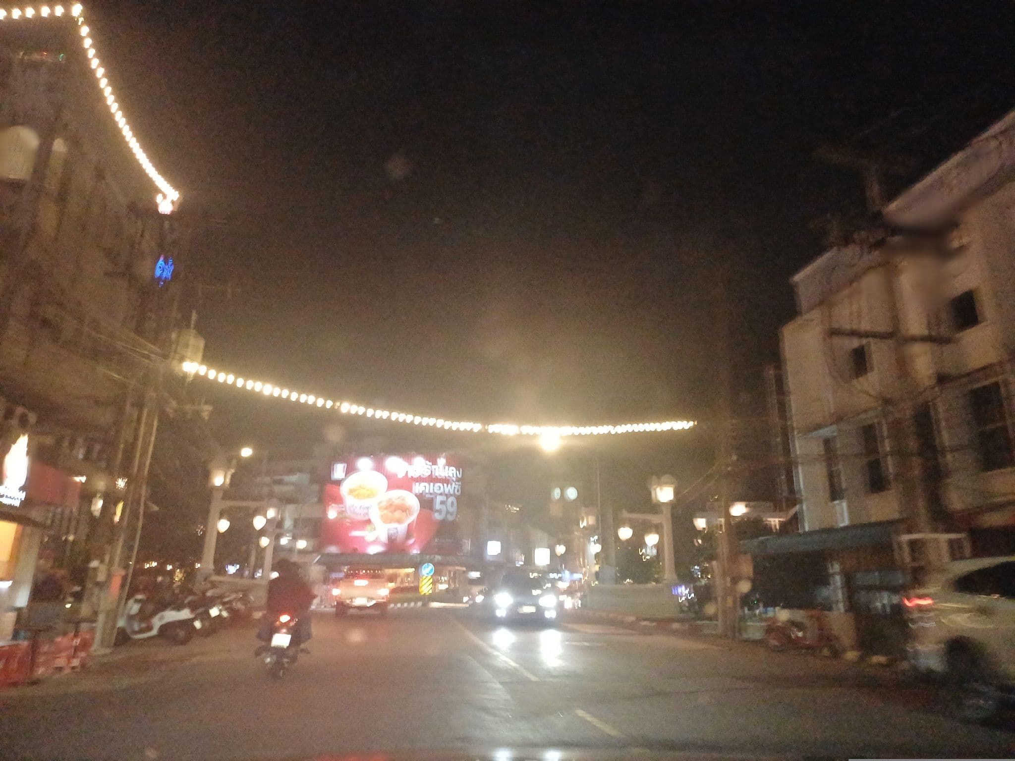 Street view near Sumi Imperial Hotel, Ban Talat Nua — © EakMor (CC BY-SA · Mapillary)