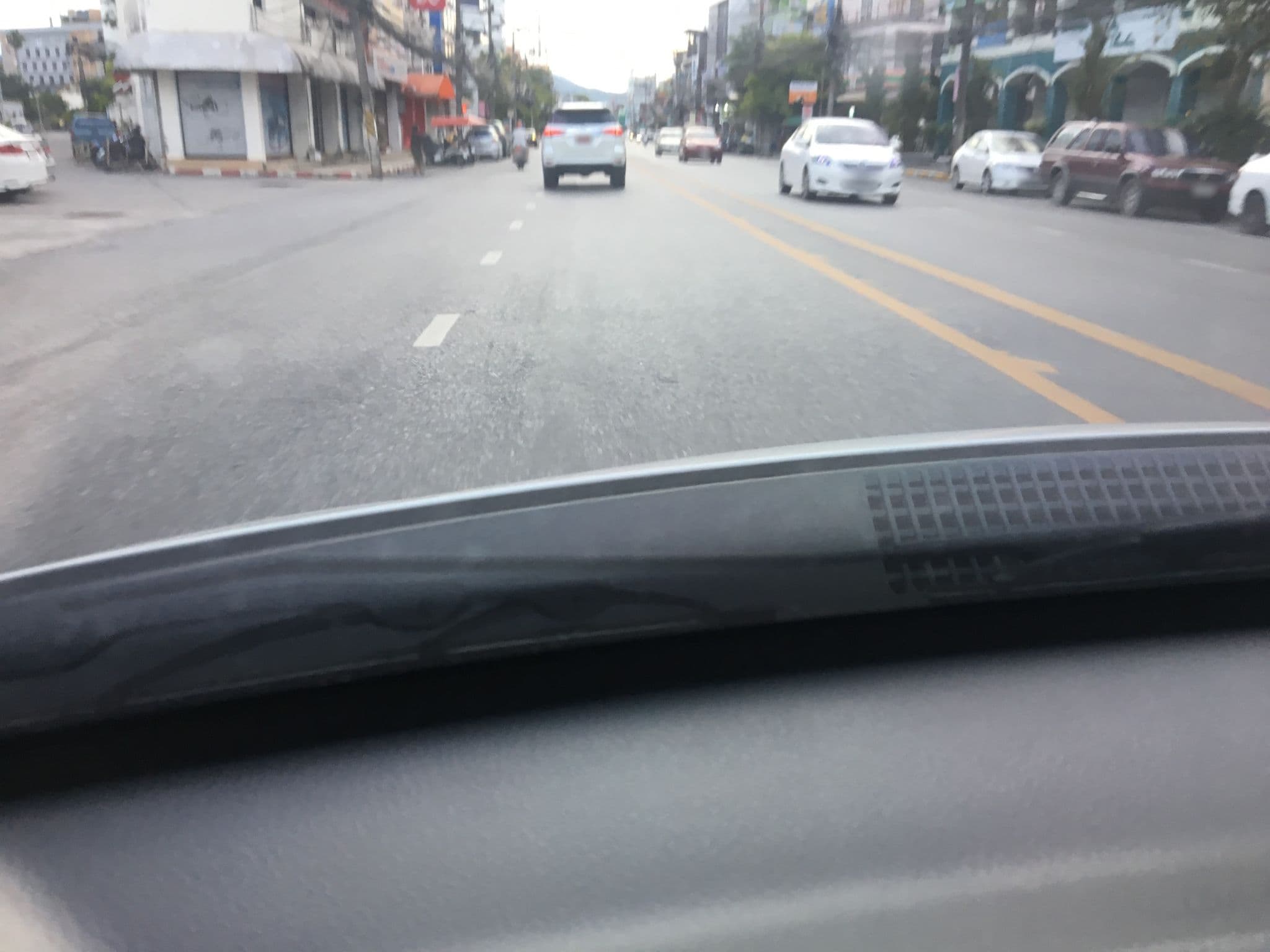 Street view near Di Bawah Shower Kamar Mandi Hotel Abang Eo Menangis, Ban Talat Yai — © pik (CC BY-SA · Mapillary)