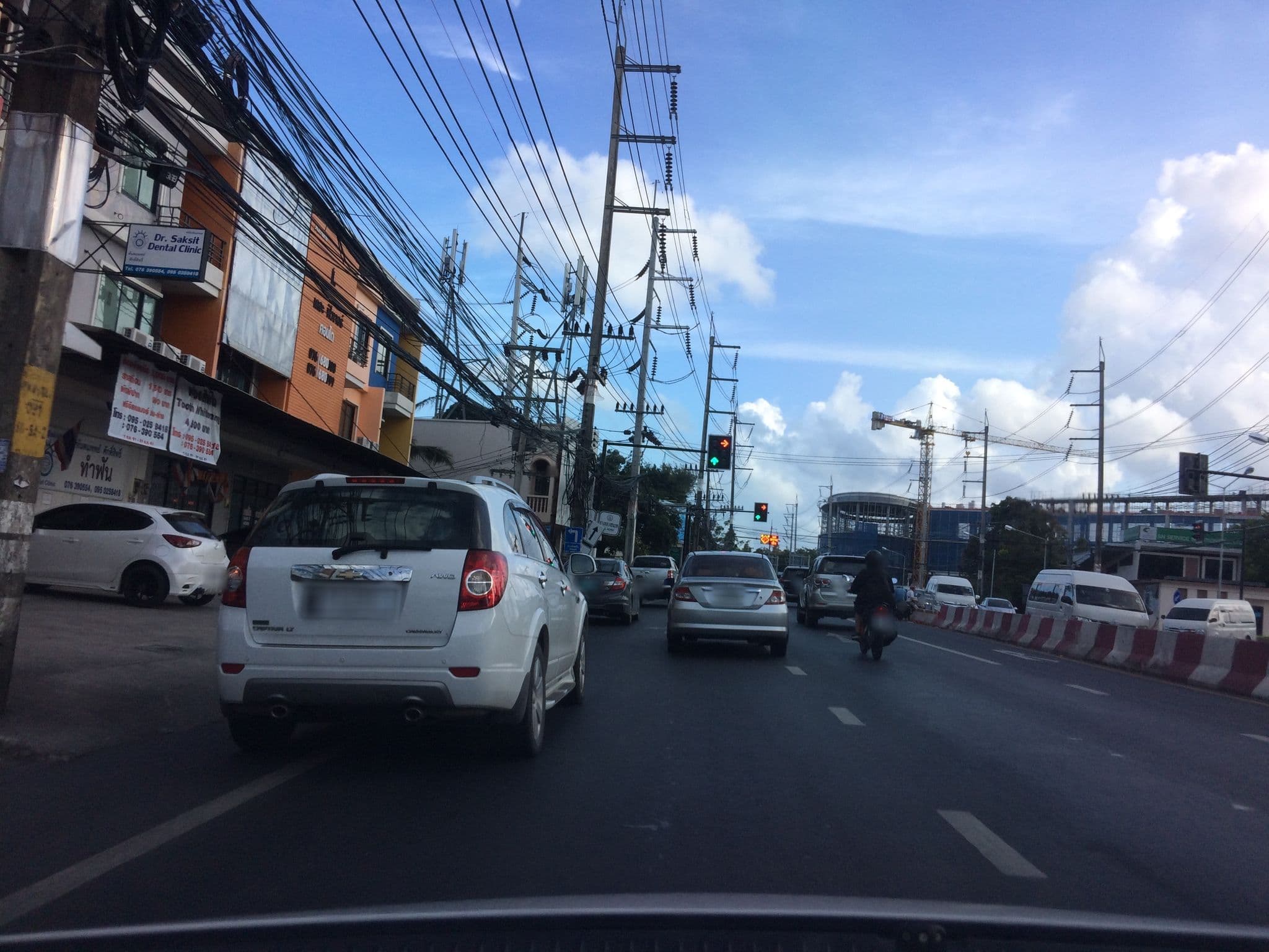 Street view near holiday rental thailand, Ban Talat Nua — © pik (CC BY-SA · Mapillary)