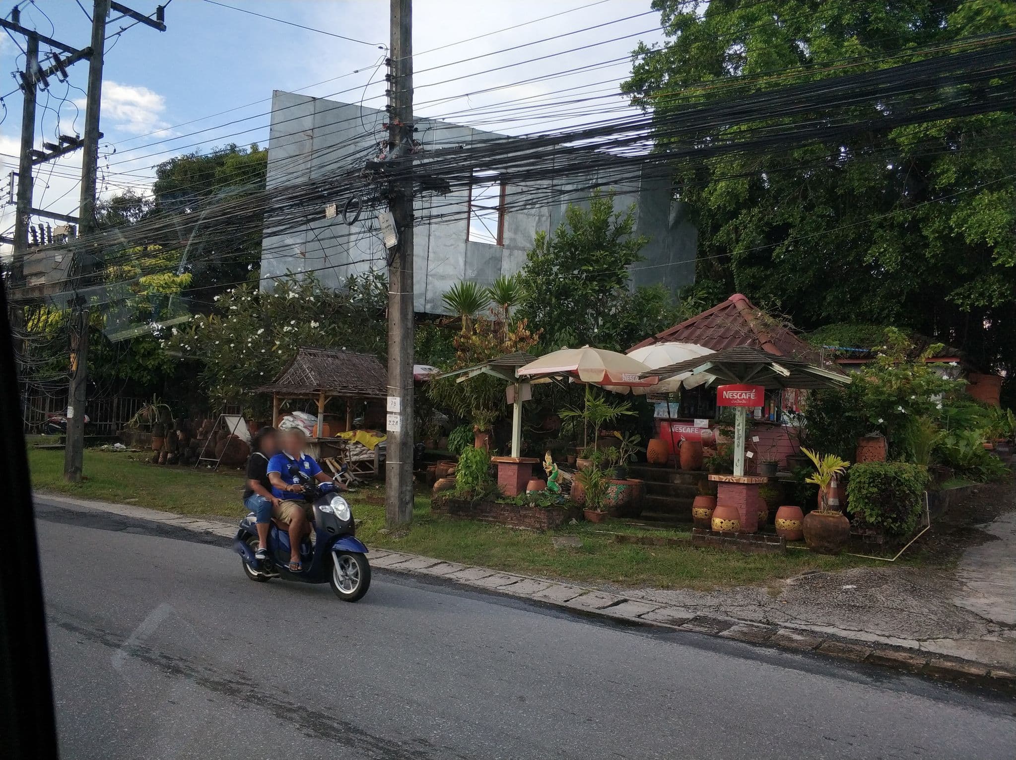Street view near Rangsiya apartment, Wichit — © freddouhelk (CC BY-SA · Mapillary)