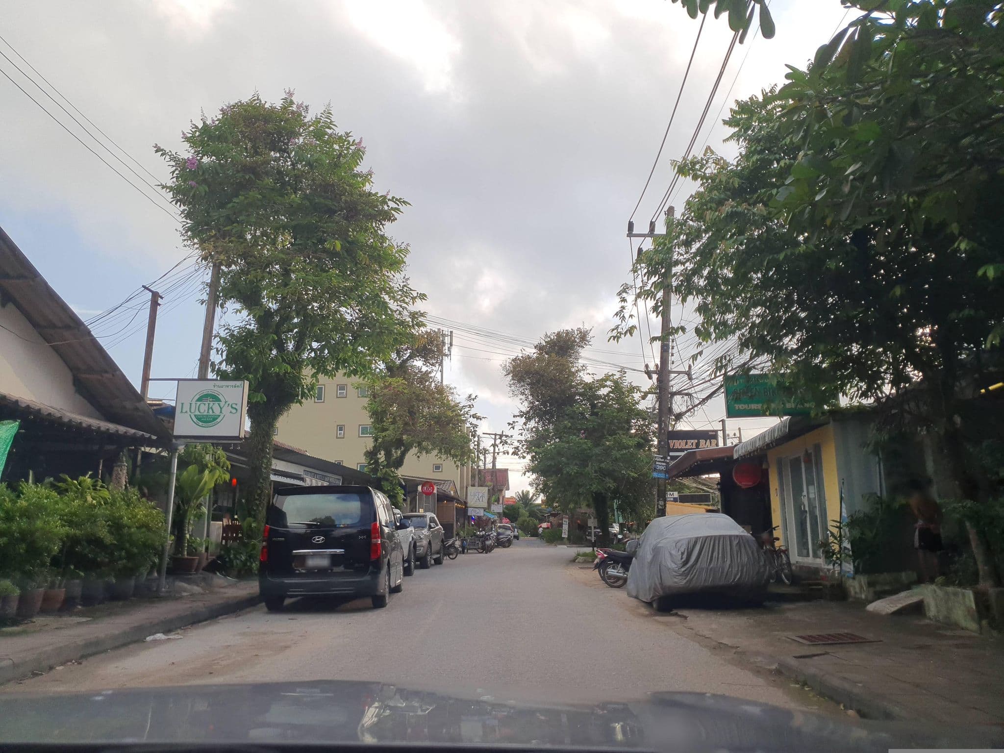 Street view near Sawasdee, Ban Khao Lak — © jrcarlsen (CC BY-SA · Mapillary)