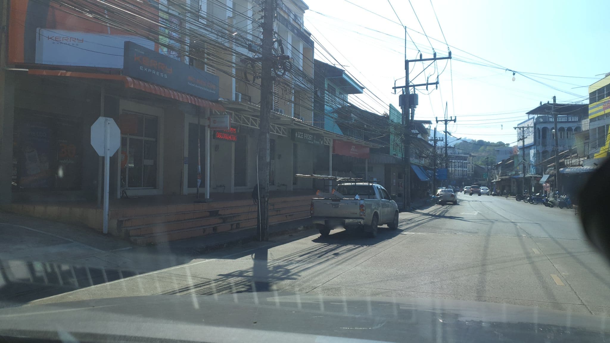 Street view near Backpackers Hostel, Ranong — © jrcarlsen (CC BY-SA · Mapillary)