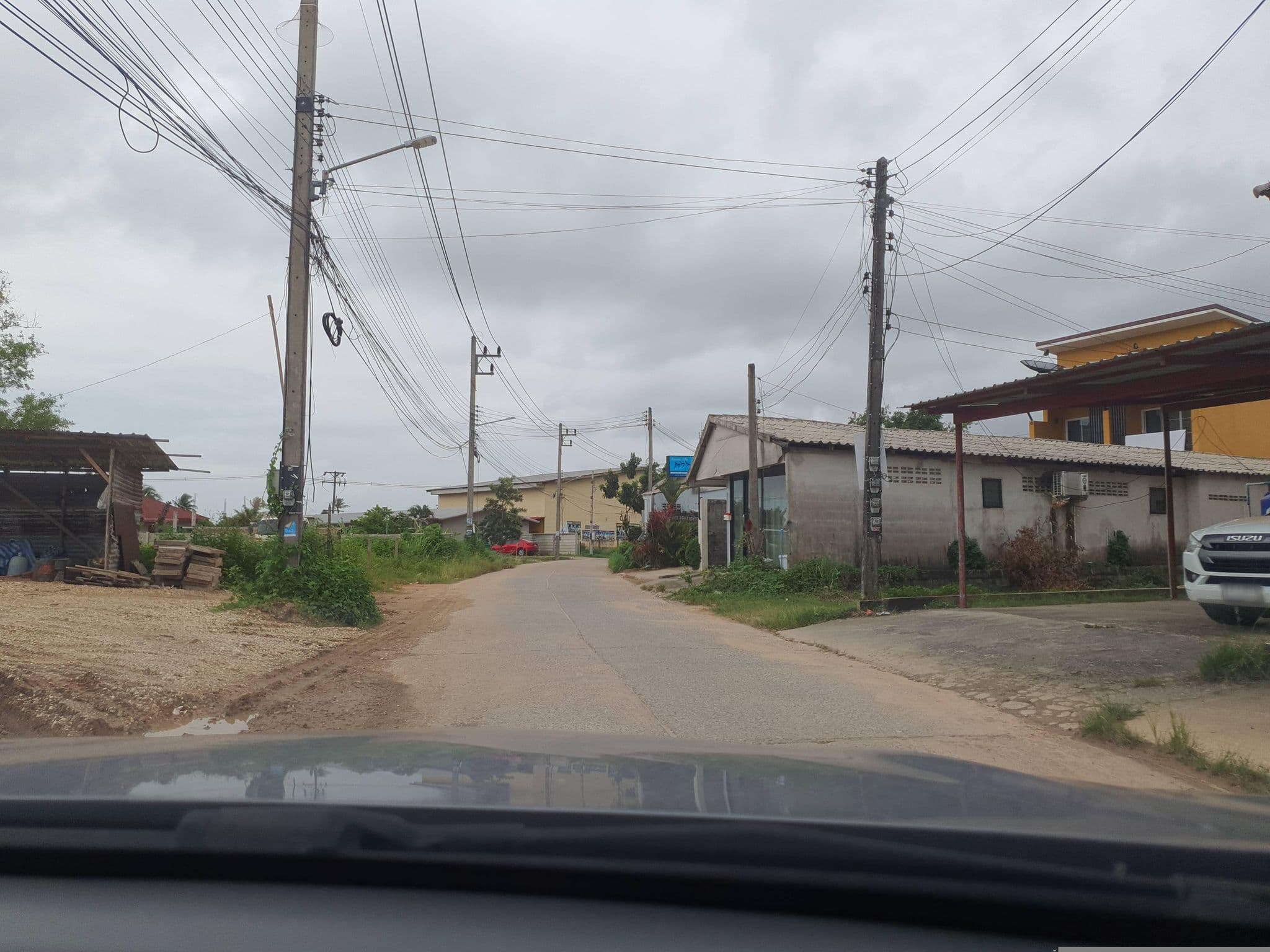 Street view near Baramate, Ban Khao Lak — © jrcarlsen (CC BY-SA · Mapillary)