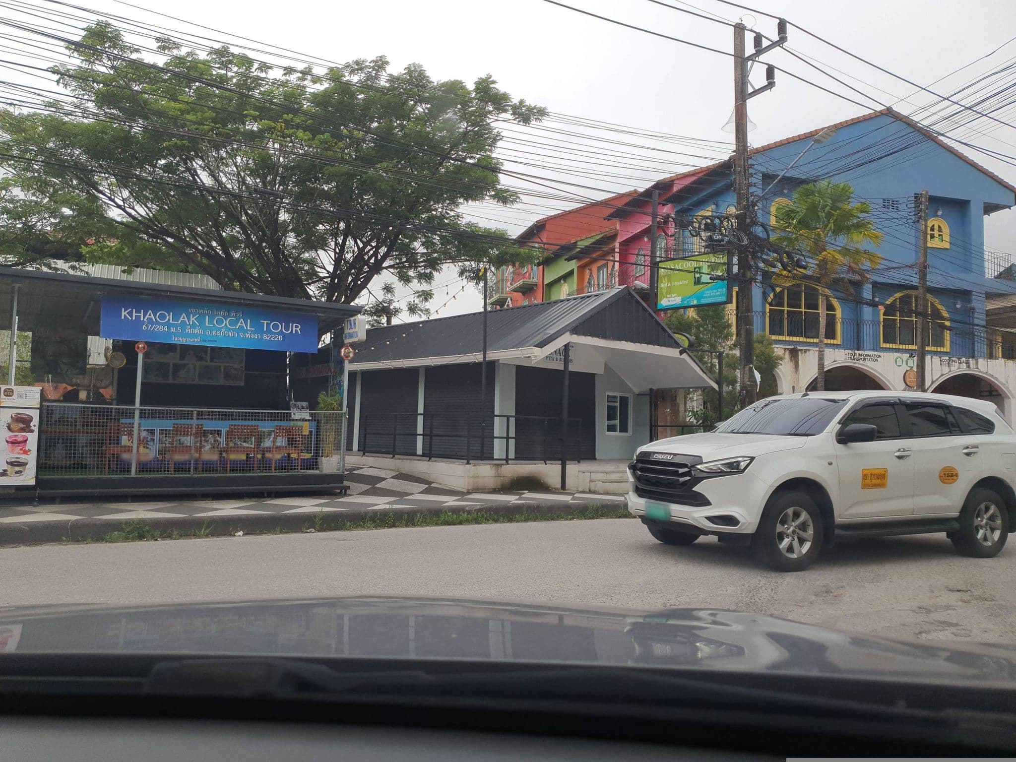 Street view near casacool @Bang Niang, Ban Khao Lak — © jrcarlsen (CC BY-SA · Mapillary)