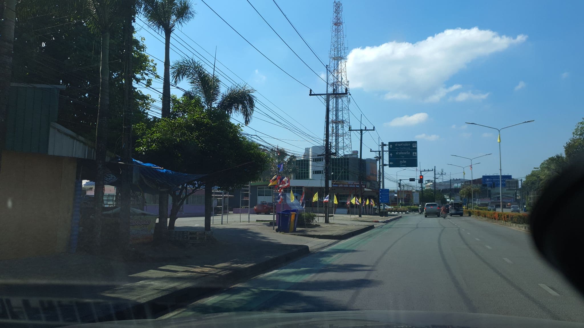 Street view near @b.c.บดินทร์ รีสอร์ท, Ranong — © jrcarlsen (CC BY-SA · Mapillary)