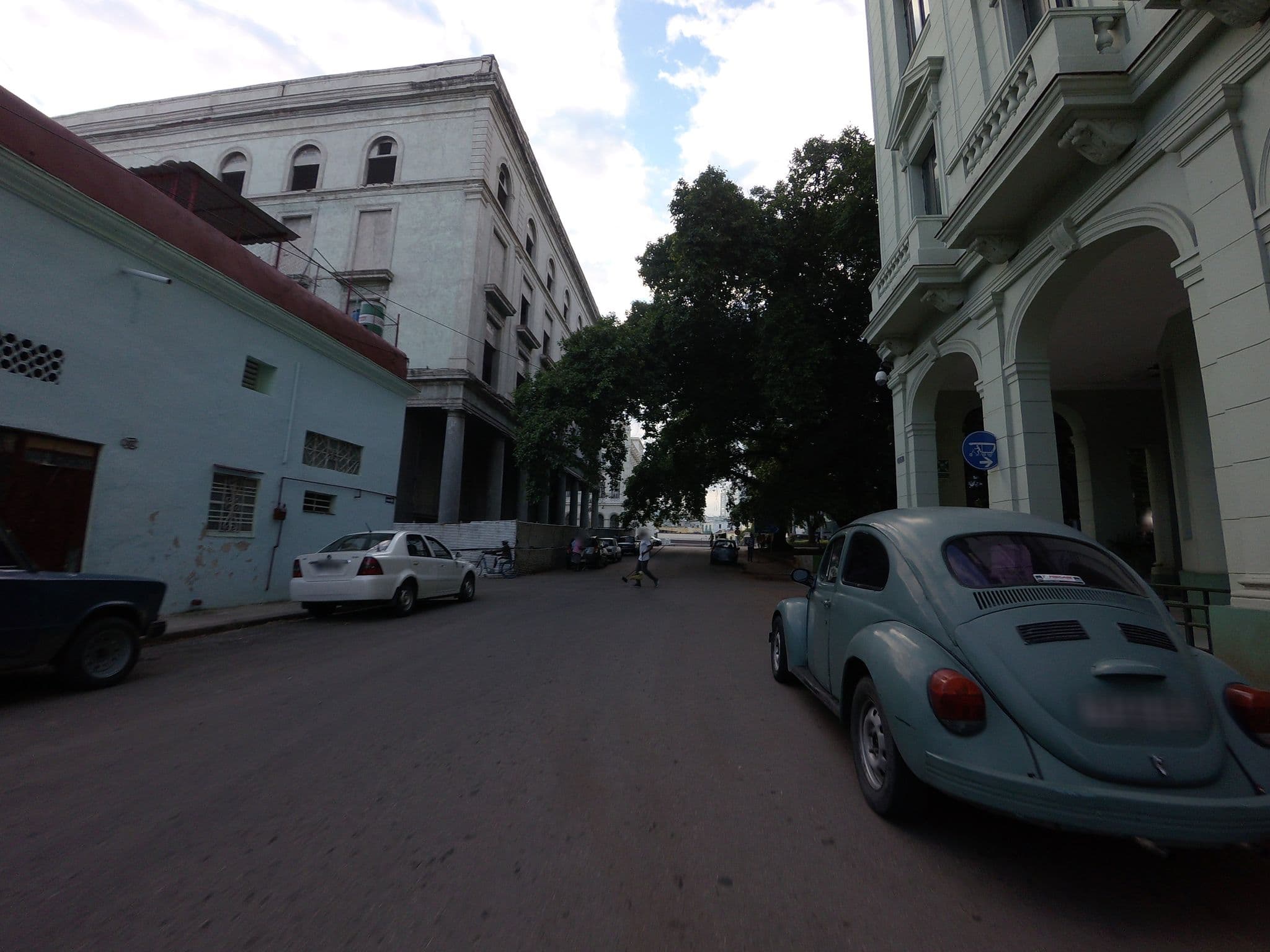 Street view near Casa de Yaima, La Habana Vieja