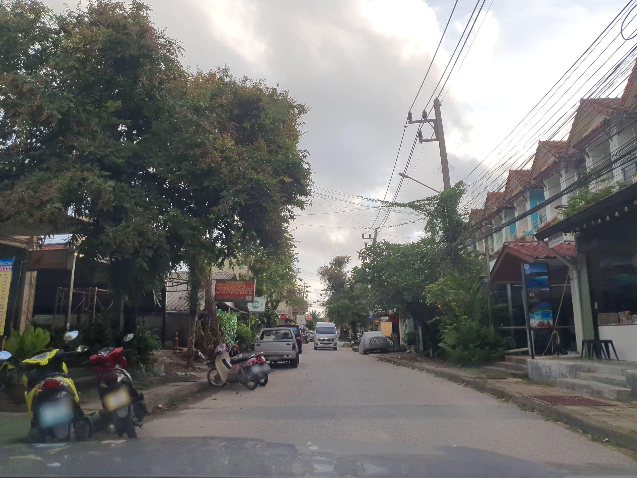 Street view near Nautical Home, Ban Khao Lak — © jrcarlsen (CC BY-SA · Mapillary)