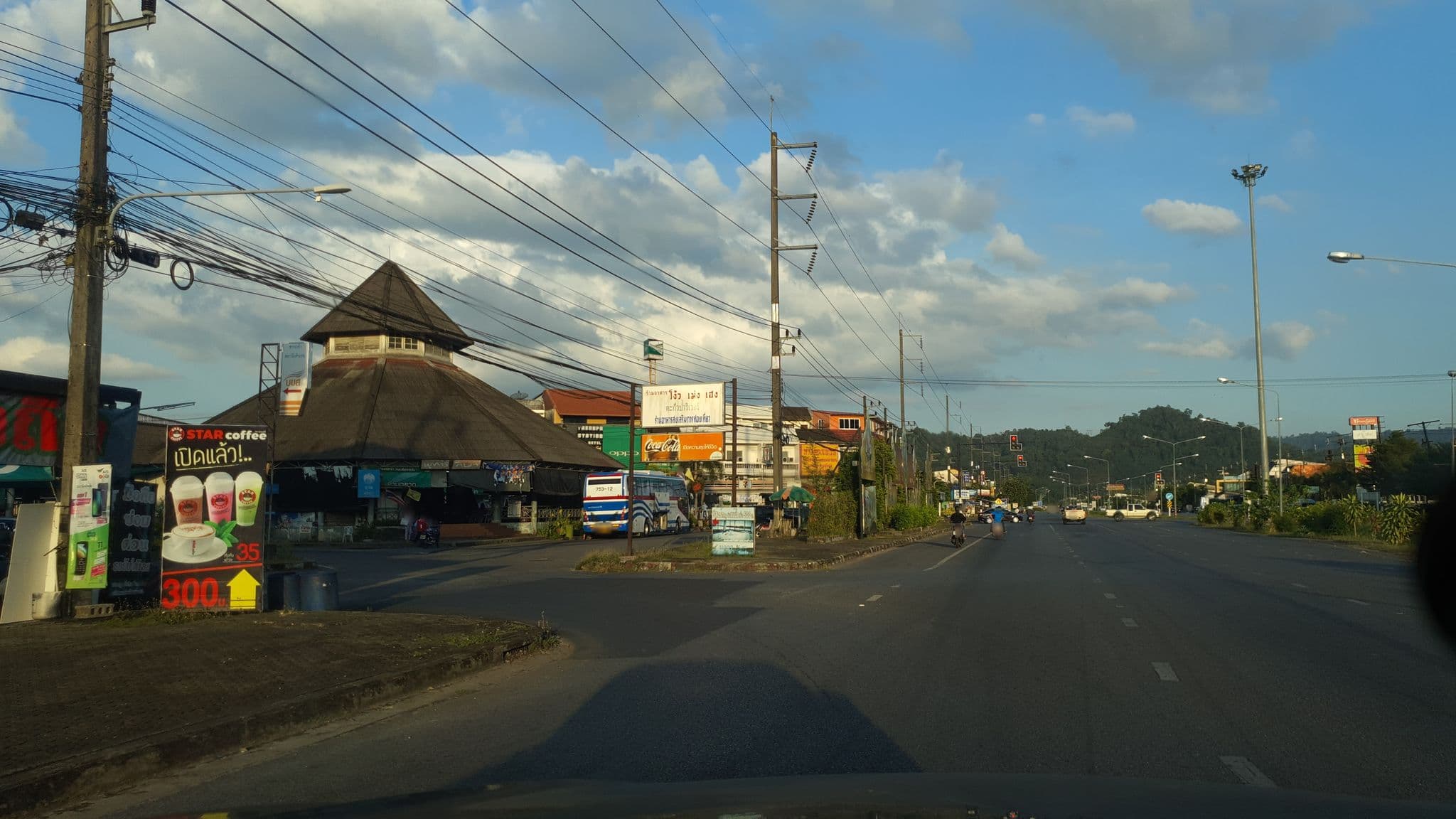 Street view near Bike Cycle Hostel, Takua Pa, Takua Pa — © jrcarlsen (CC BY-SA · Mapillary)
