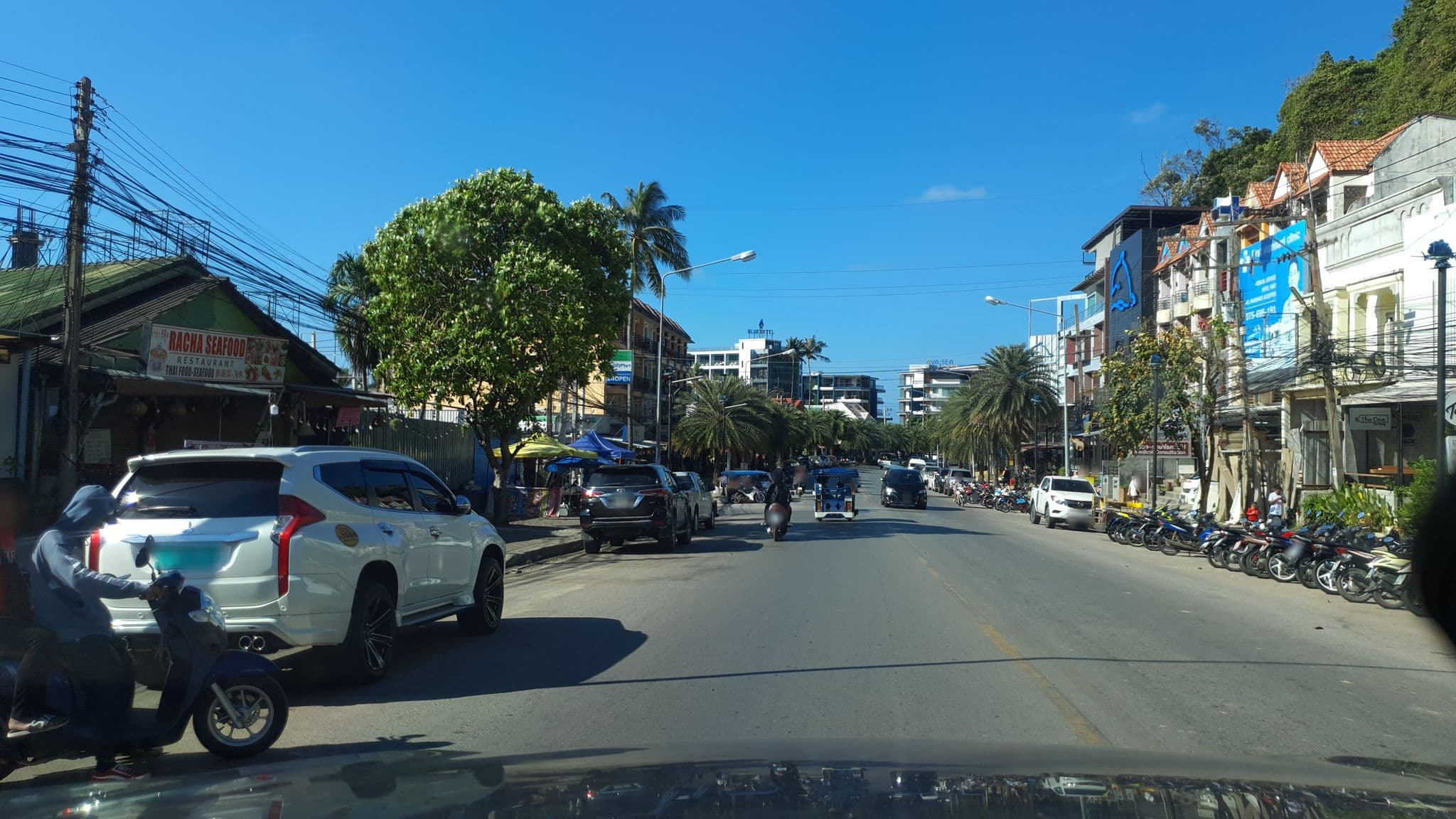 Street view near Adam Bungalow, Ban Ao Nang — © jrcarlsen (CC BY-SA · Mapillary)