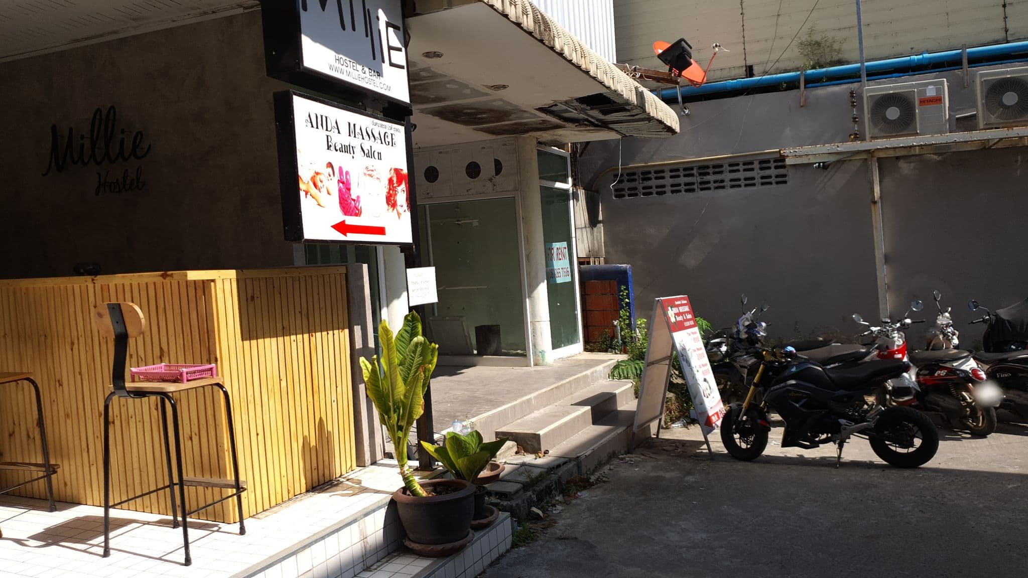 Street view near Millie Hostel, Ban Ao Nang — © jrcarlsen (CC BY-SA · Mapillary)