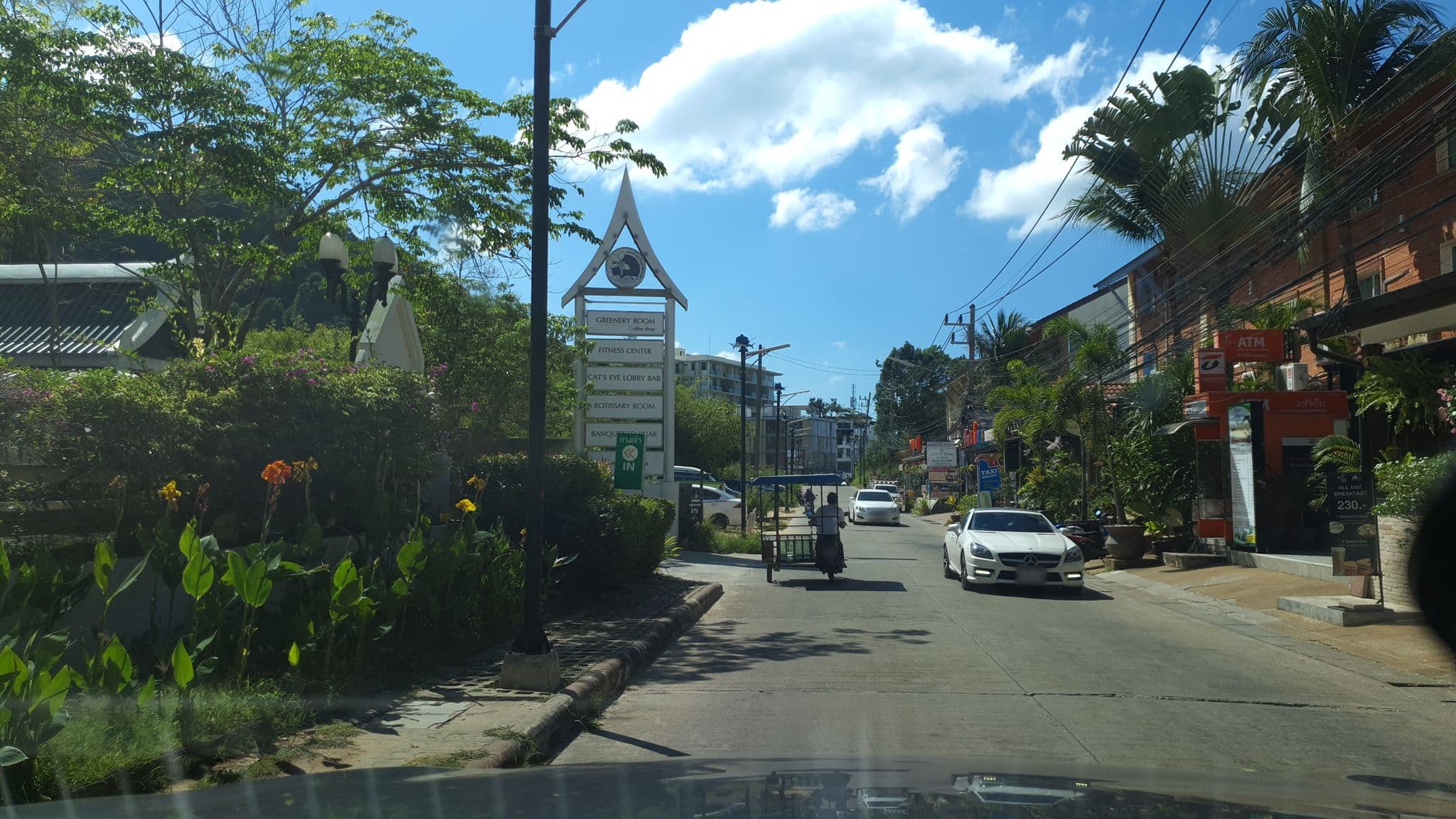 Street view near Baan Dandalay Resort @ Ao Nang , Krabi, Ban Ao Nang — © jrcarlsen (CC BY-SA · Mapillary)