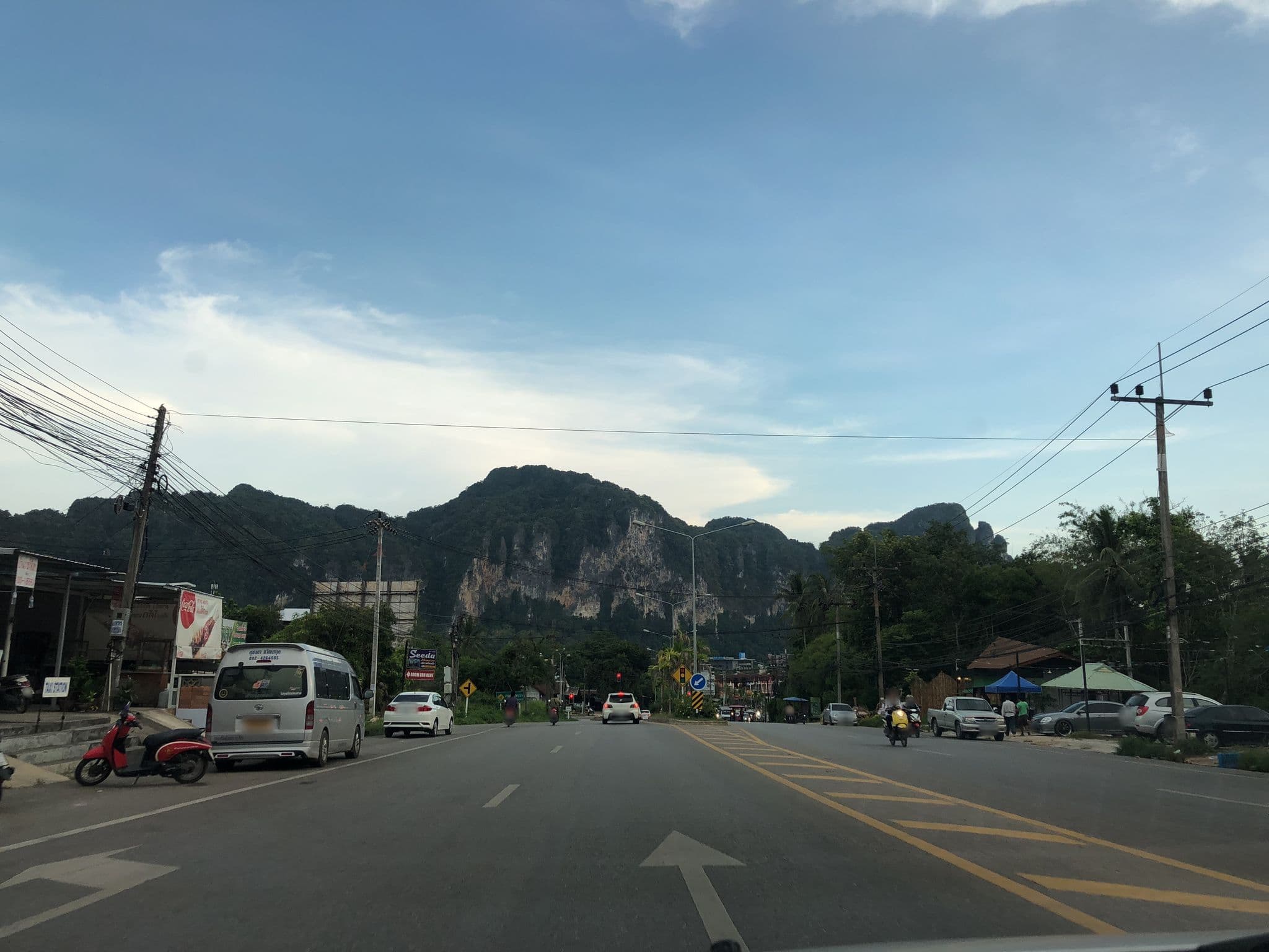 Street view near Grand sukhumvit Hotel Bangkok, Ban Ao Nang — © promthak (CC BY-SA · Mapillary)