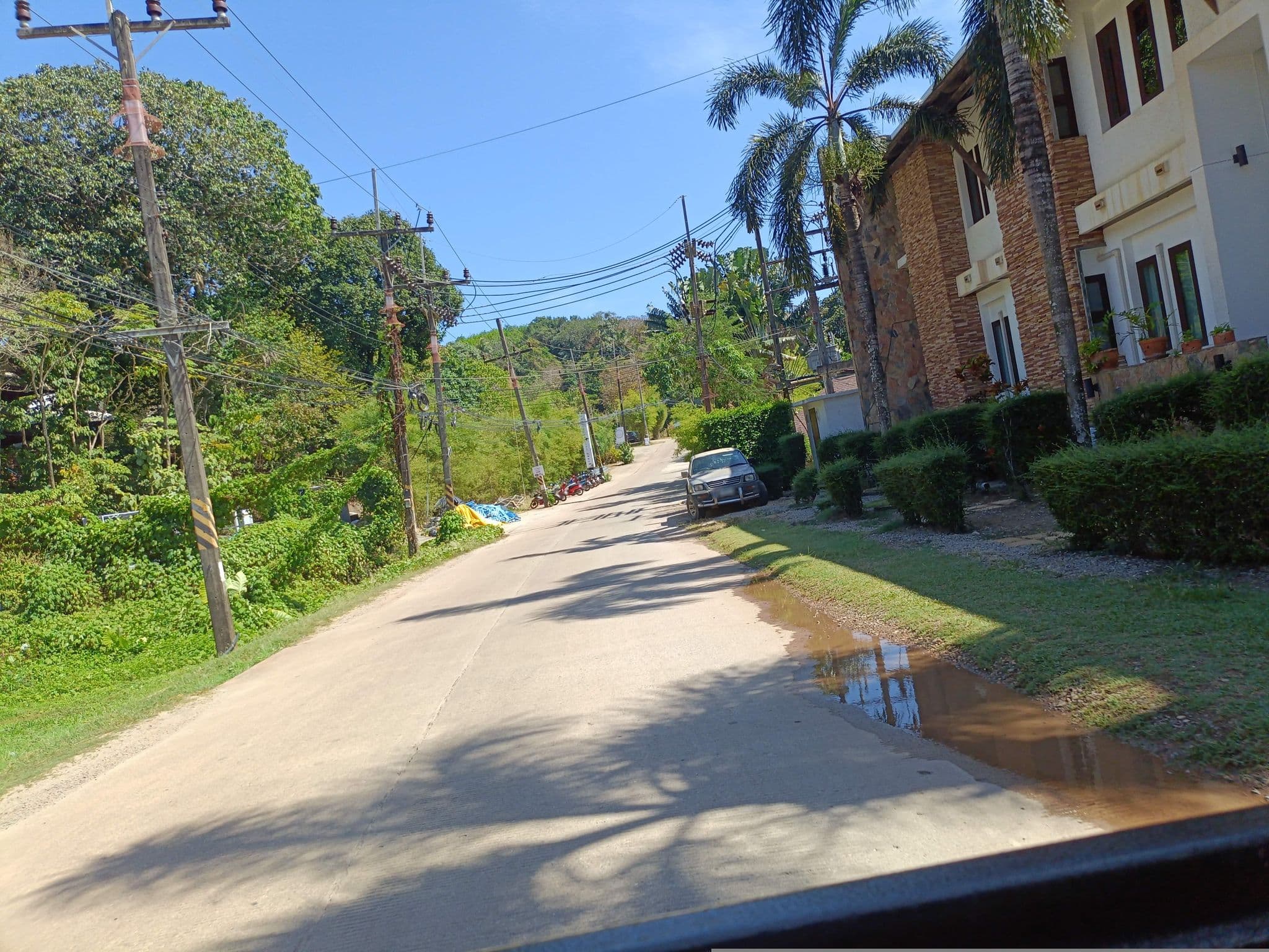 Street view near Thai Island Dream Estate, Ko Lanta — © skillsy (CC BY-SA · Mapillary)