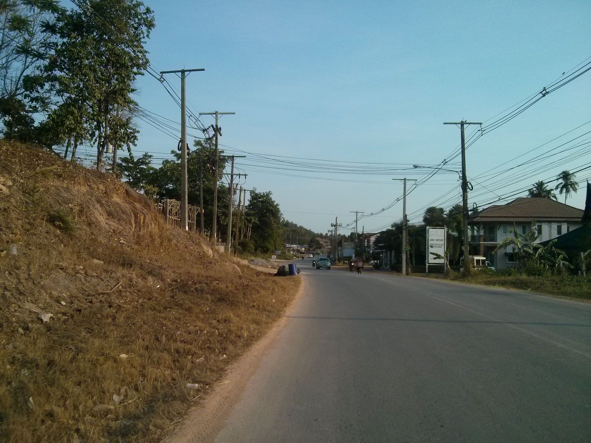 Street view near Phutura Lanta Resort, Saladan — © lena2 (CC BY-SA · Mapillary)