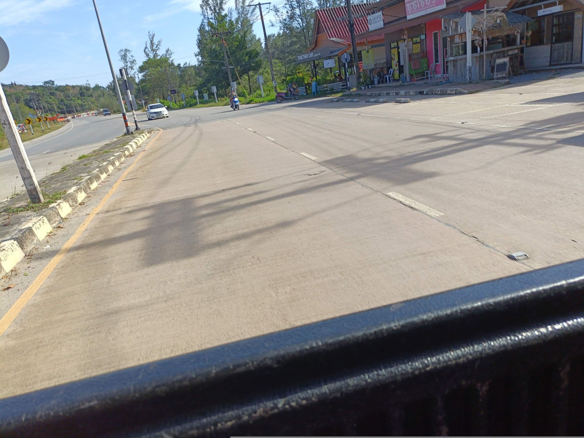 Street view near Wonderful Resort, Saladan — © skillsy (CC BY-SA · Mapillary)