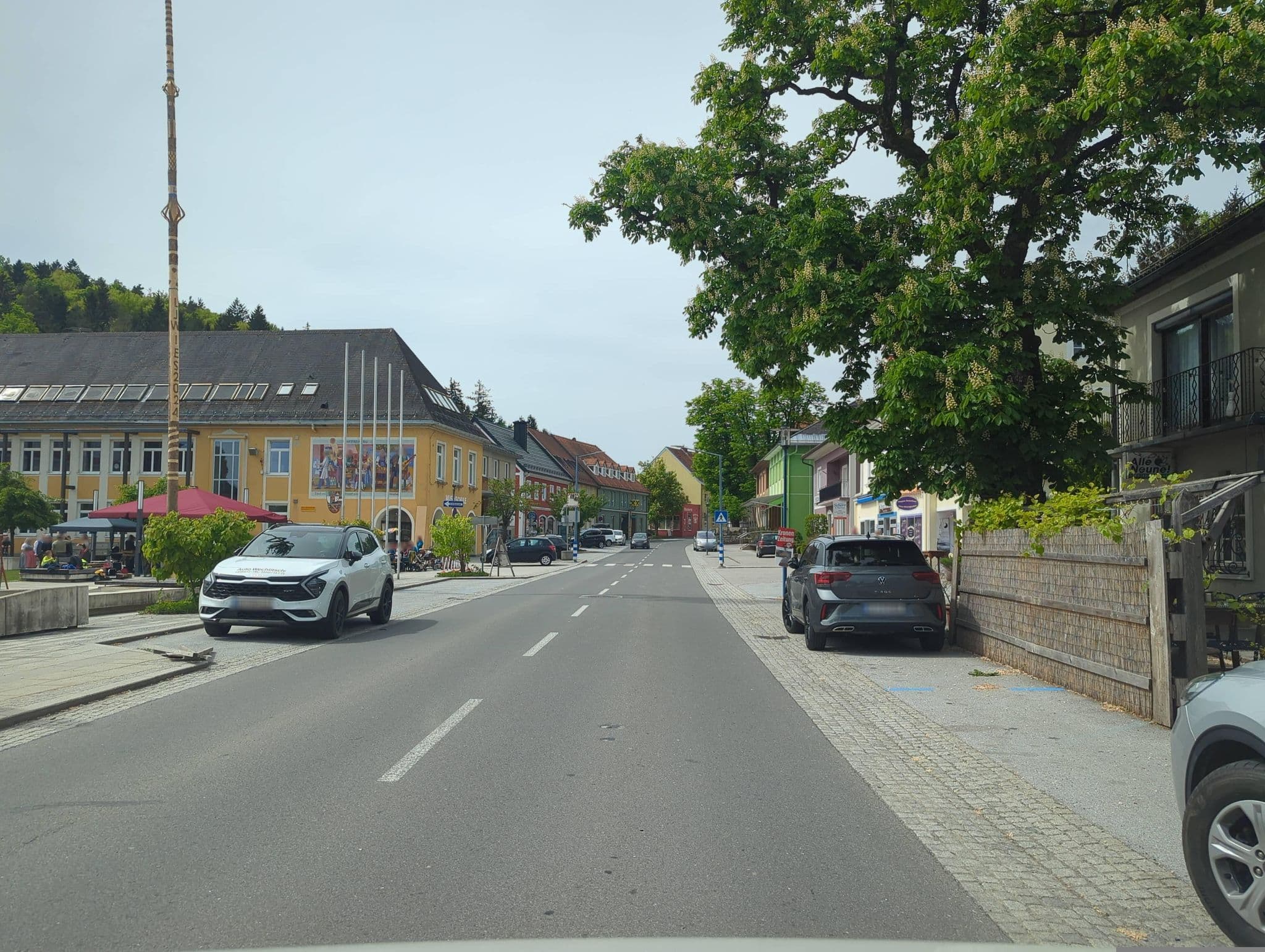 Street view near Gasthof "Zum Kirchenwirt" Mauthner, Brunn — © djpixel (CC BY-SA · Mapillary)