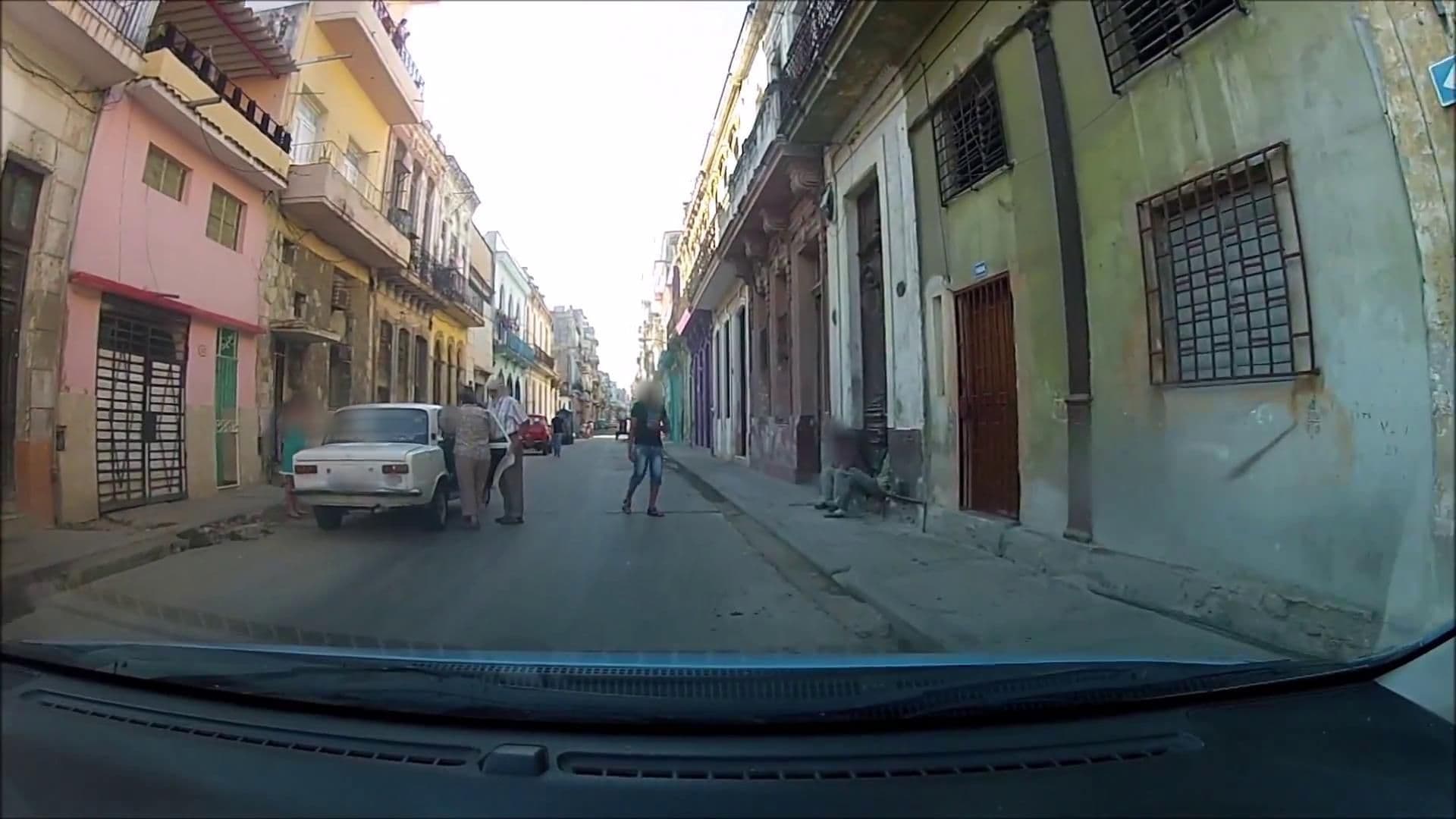 Street view near Teresa, Centro Habana — © cut (CC BY-SA · Mapillary)