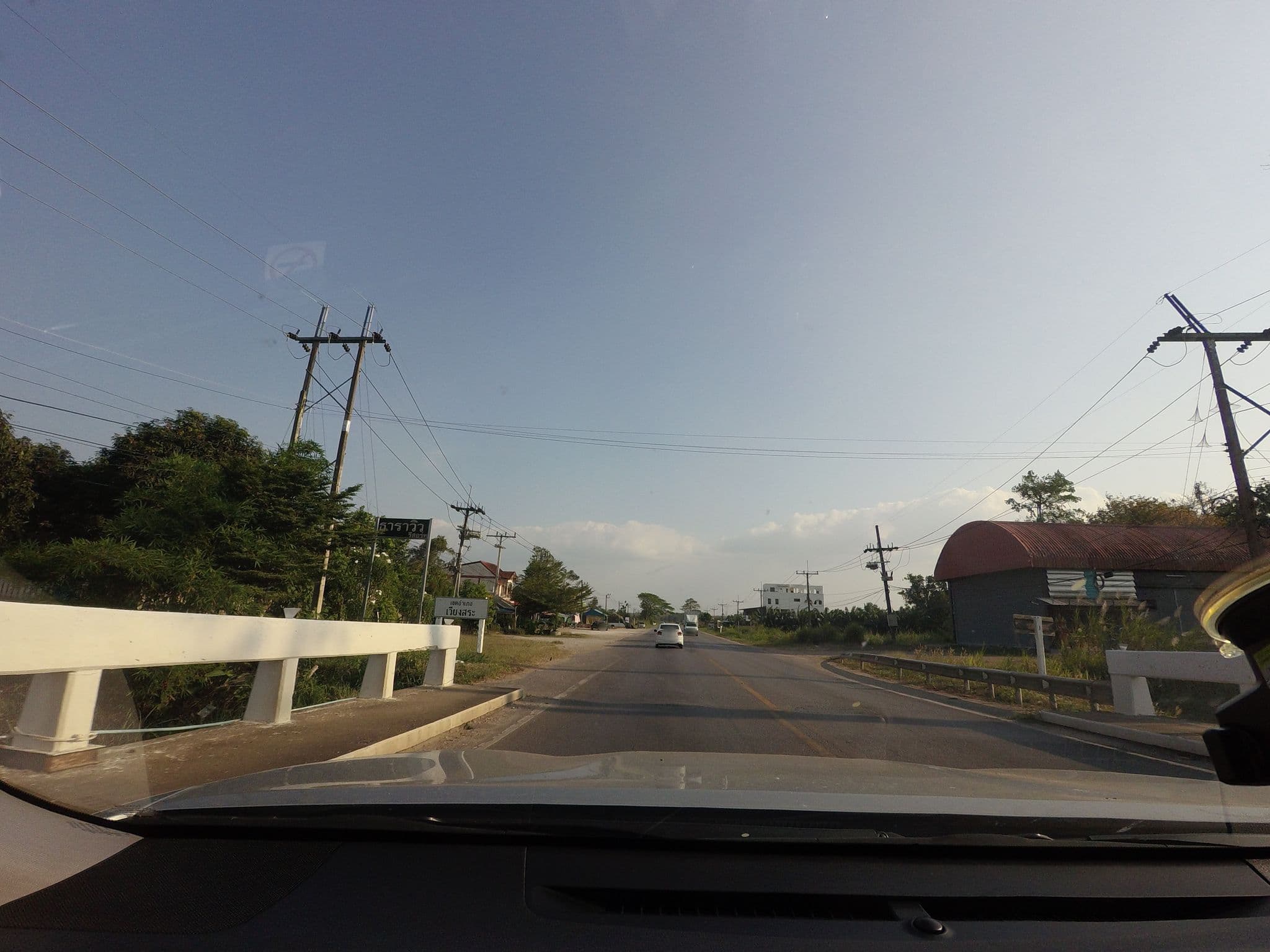 Street view near ธาราวิวรีสอร์ท, Wiang Sa — © mishari (CC BY-SA · Mapillary)