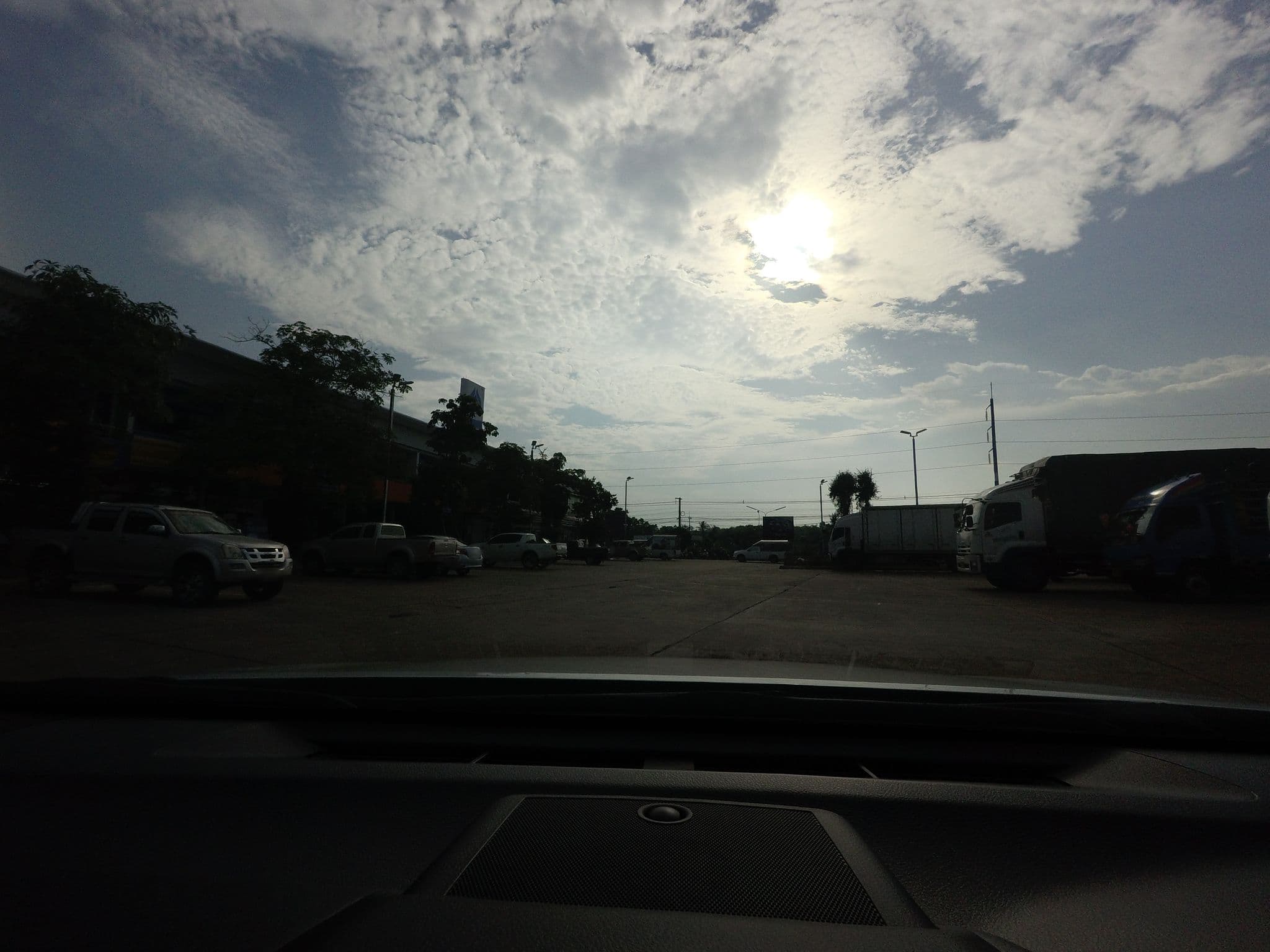 Street view near K2 Budget Hotel, Tha Kham — © mishari (CC BY-SA · Mapillary)