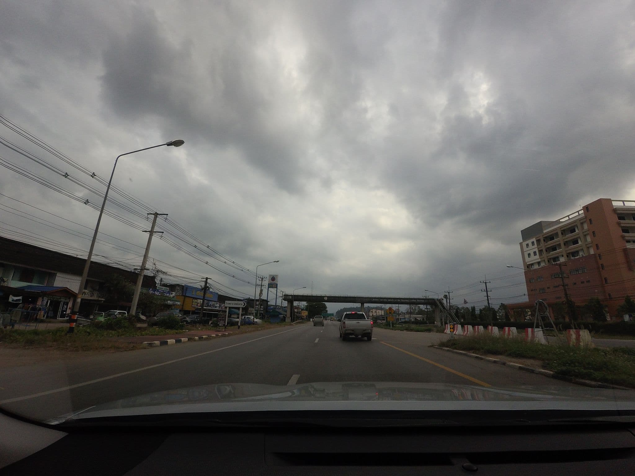 Street view near โรงแรมจันทร์สว่าง, Lang Suan — © mishari (CC BY-SA · Mapillary)