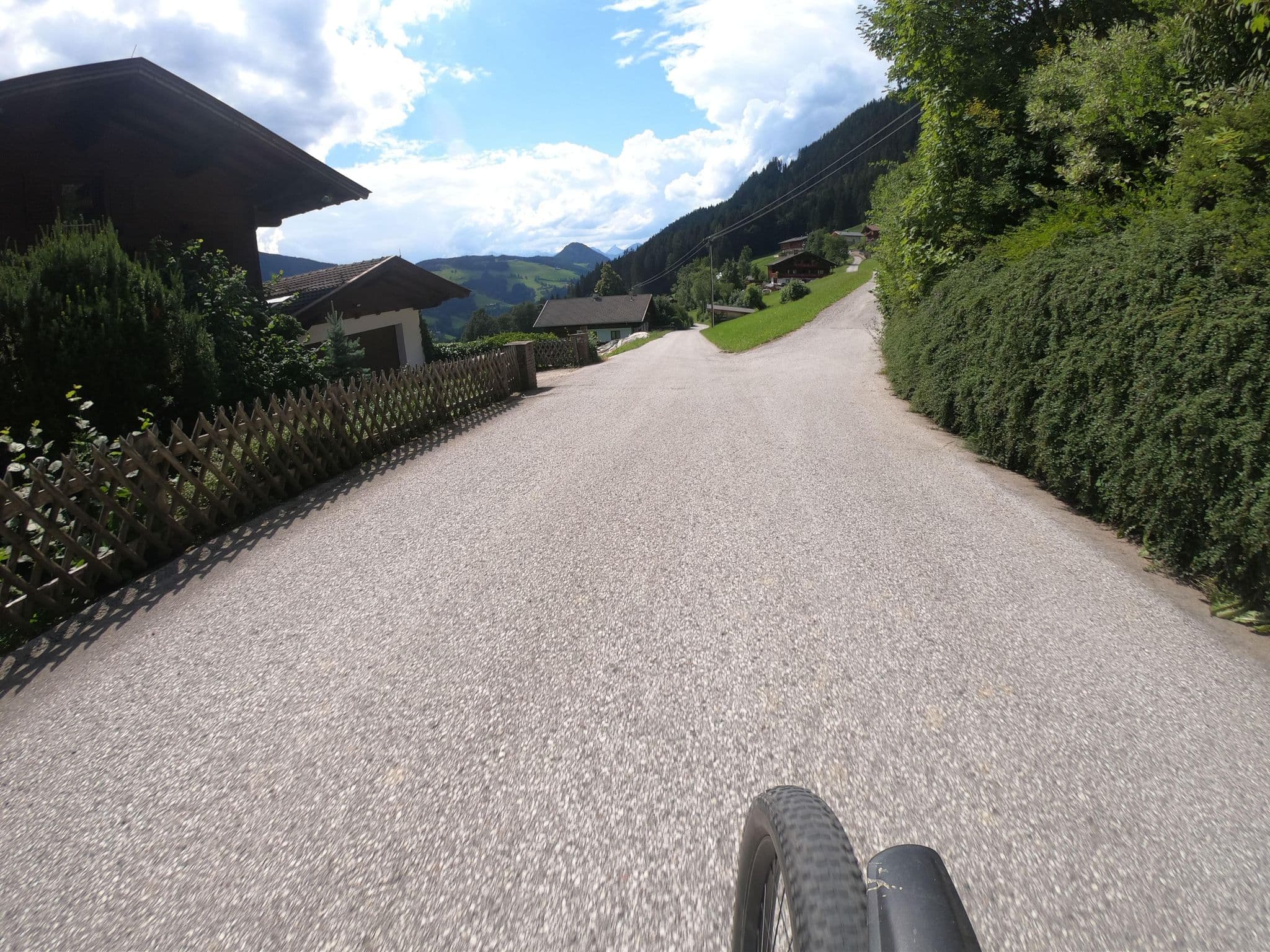 Street view near Tirola, Alpbach — © vinisa (CC BY-SA · Mapillary)